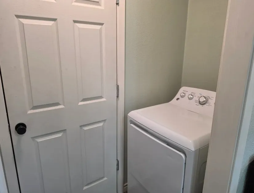 Single Family Residence For Sale in Tarrant County , 421 Allencrest Drive, White Settlement, Texas 76108, 3 Bedroom, 2 Bathroom, 2 Garage spaces, 1,280 Sqft, built in 1985, mls#21407631, Real Estate Agent in White Settlement, Homes For Sale in Tarrant county, Homes For Sale in White Settlement, Realtor in White Settlement Texas, Real Estate Brokerage Independent Realty Texas, Luminita Cordes Realtor