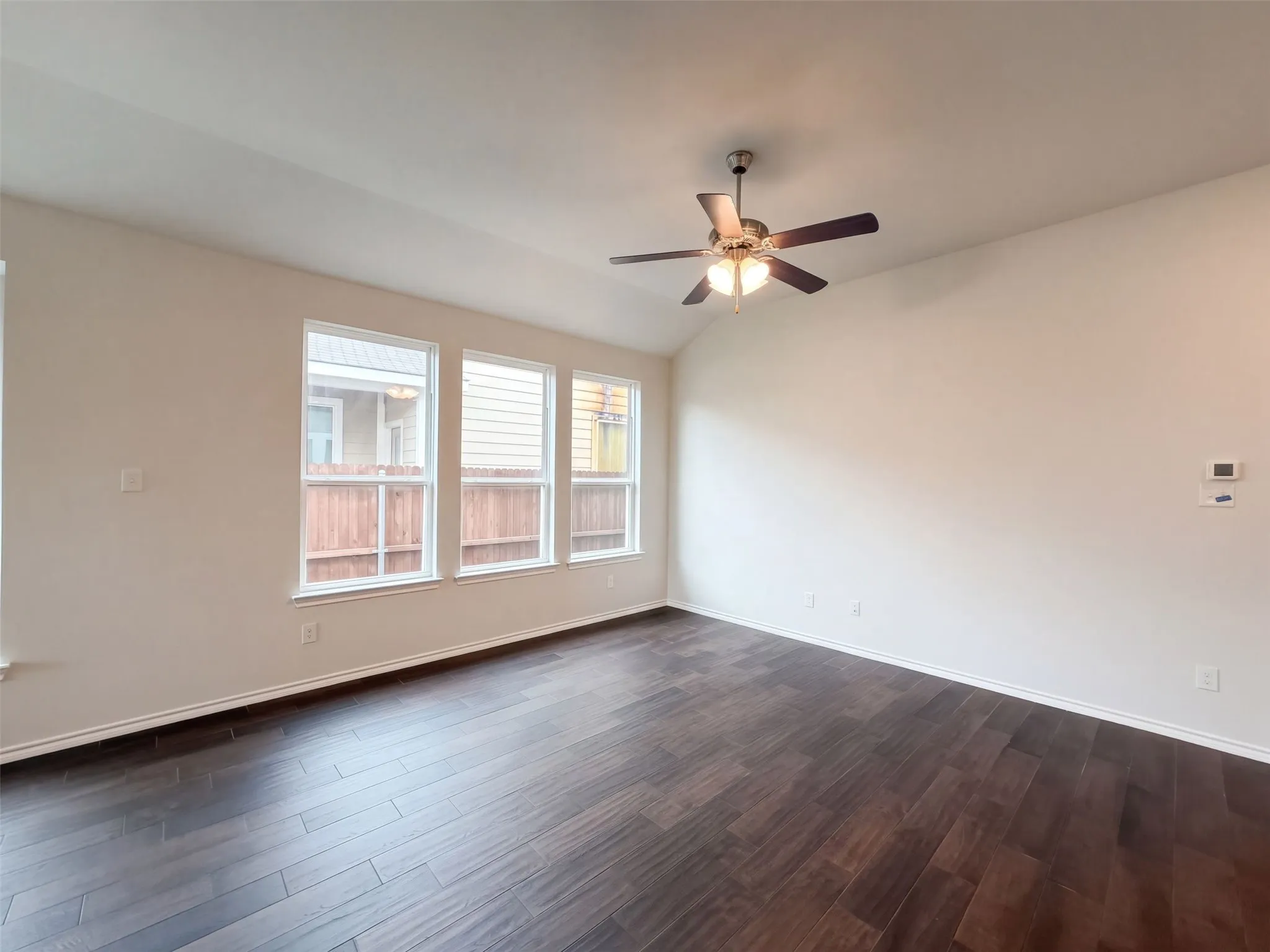 Single Family Residence For Sale in Kaufman County , 2825 Journey Lane, Heartland, Texas 75114, 3 Bedroom, 2 Bathroom, 2 Garage spaces, 1,460 Sqft, built in 2020, mls#21407642, Real Estate Agent in Heartland, Homes For Sale in Kaufman county, Homes For Sale in Heartland, Realtor in Heartland Texas, Real Estate Brokerage Independent Realty Texas, Luminita Cordes Realtor