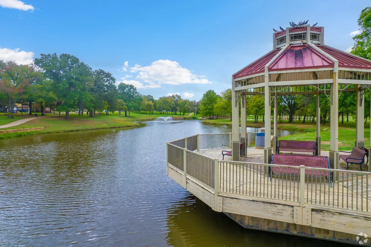 Single Family Residence For Sale in Dallas County , 2801 Vancouver Street, Irving, Texas 75062, 4 Bedroom, 3 Bathroom, 2 Garage spaces, 1,956 Sqft, built in 1966, mls#21407109, Real Estate Agent in Irving, Homes For Sale in Dallas county, Homes For Sale in Irving, Realtor in Irving Texas, Real Estate Brokerage Independent Realty Texas, Luminita Cordes Realtor