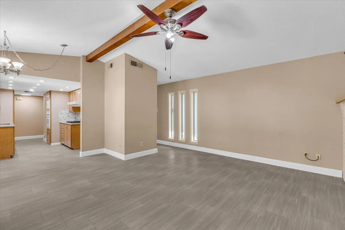 Single Family Residence For Sale in Dallas County , 2801 Vancouver Street, Irving, Texas 75062, 4 Bedroom, 3 Bathroom, 2 Garage spaces, 1,956 Sqft, built in 1966, mls#21407109, Real Estate Agent in Irving, Homes For Sale in Dallas county, Homes For Sale in Irving, Realtor in Irving Texas, Real Estate Brokerage Independent Realty Texas, Luminita Cordes Realtor