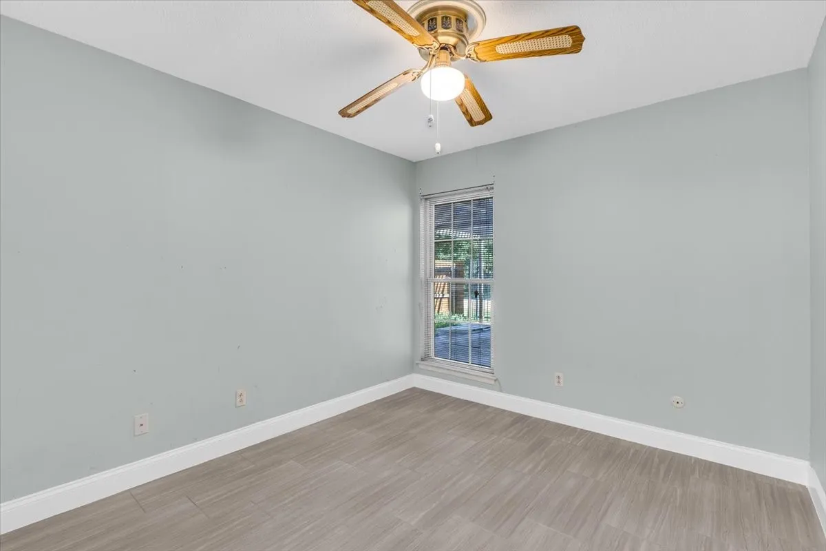 Single Family Residence For Sale in Dallas County , 2801 Vancouver Street, Irving, Texas 75062, 4 Bedroom, 3 Bathroom, 2 Garage spaces, 1,956 Sqft, built in 1966, mls#21407109, Real Estate Agent in Irving, Homes For Sale in Dallas county, Homes For Sale in Irving, Realtor in Irving Texas, Real Estate Brokerage Independent Realty Texas, Luminita Cordes Realtor