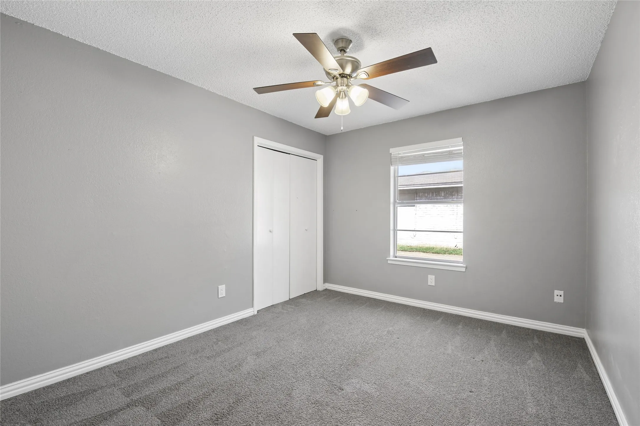 Duplex For Sale in Tarrant County , 7724 Jennifer Lane, North Richland Hills, Texas 76182, 4 Bedroom, 4 Bathroom, Garage spaces, 0 Sqft, built in 1984, mls#21407160, Real Estate Agent in North Richland Hills, Homes For Sale in Tarrant county, Homes For Sale in North Richland Hills, Realtor in North Richland Hills Texas, Real Estate Brokerage Independent Realty Texas, Luminita Cordes Realtor
