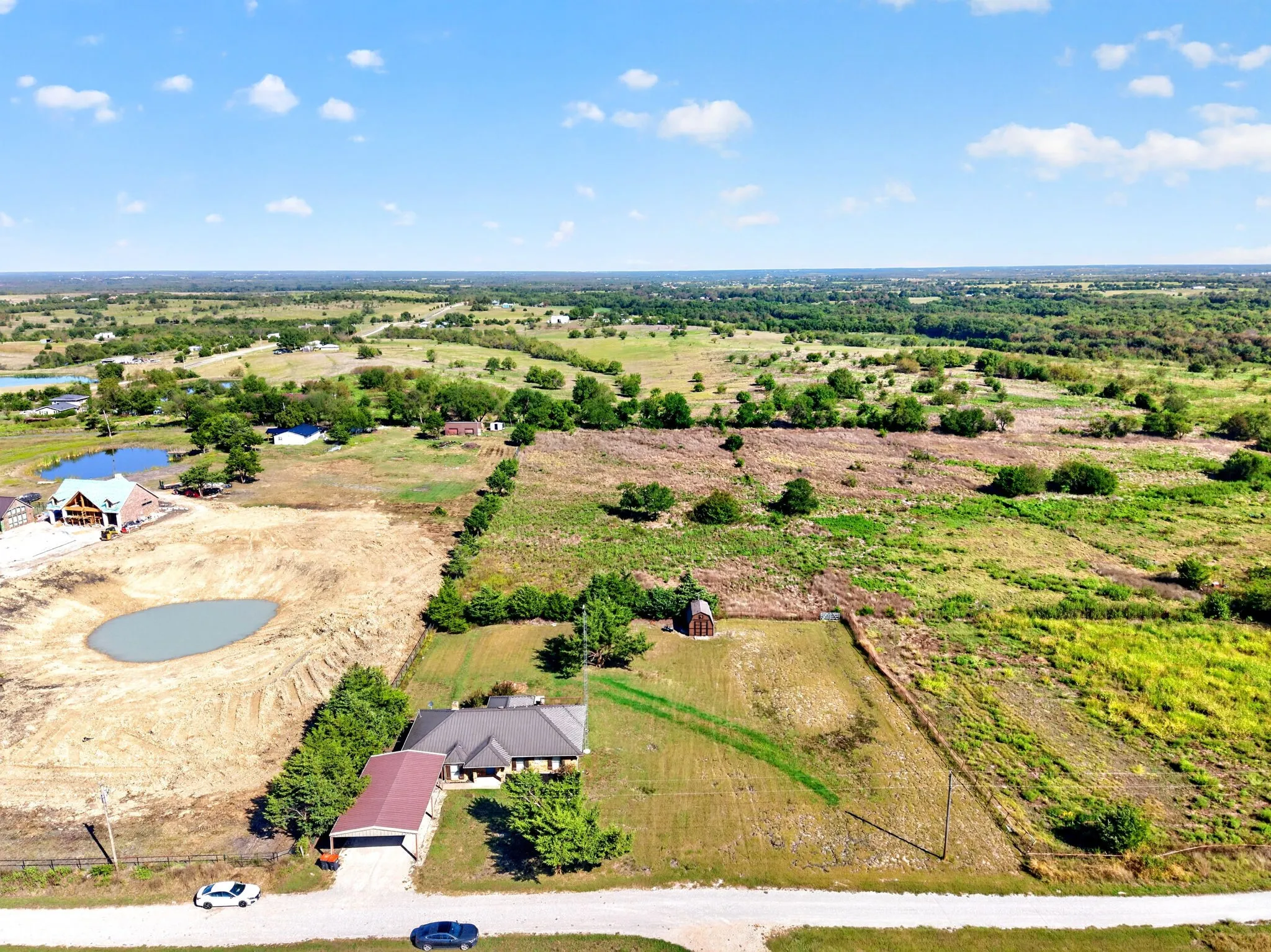 Single Family Residence For Sale in Hunt County , 5274 Private Road 1170, Farmersville, Texas 75442, 3 Bedroom, 2 Bathroom, Garage spaces, 1,685 Sqft, built in 1982, mls#21405037, Real Estate Agent in Farmersville, Homes For Sale in Hunt county, Homes For Sale in Farmersville, Realtor in Farmersville Texas, Real Estate Brokerage Independent Realty Texas, Luminita Cordes Realtor
