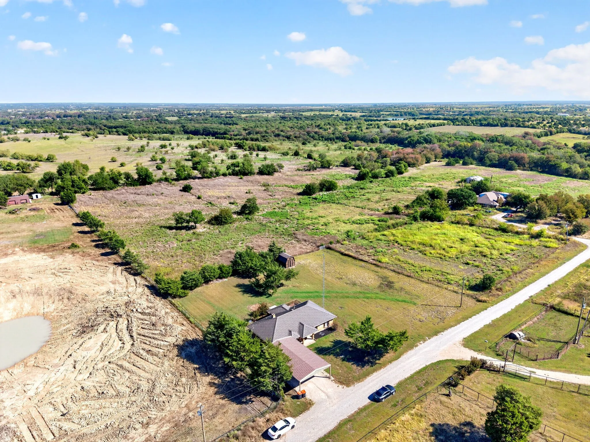 Single Family Residence For Sale in Hunt County , 5274 Private Road 1170, Farmersville, Texas 75442, 3 Bedroom, 2 Bathroom, Garage spaces, 1,685 Sqft, built in 1982, mls#21405037, Real Estate Agent in Farmersville, Homes For Sale in Hunt county, Homes For Sale in Farmersville, Realtor in Farmersville Texas, Real Estate Brokerage Independent Realty Texas, Luminita Cordes Realtor