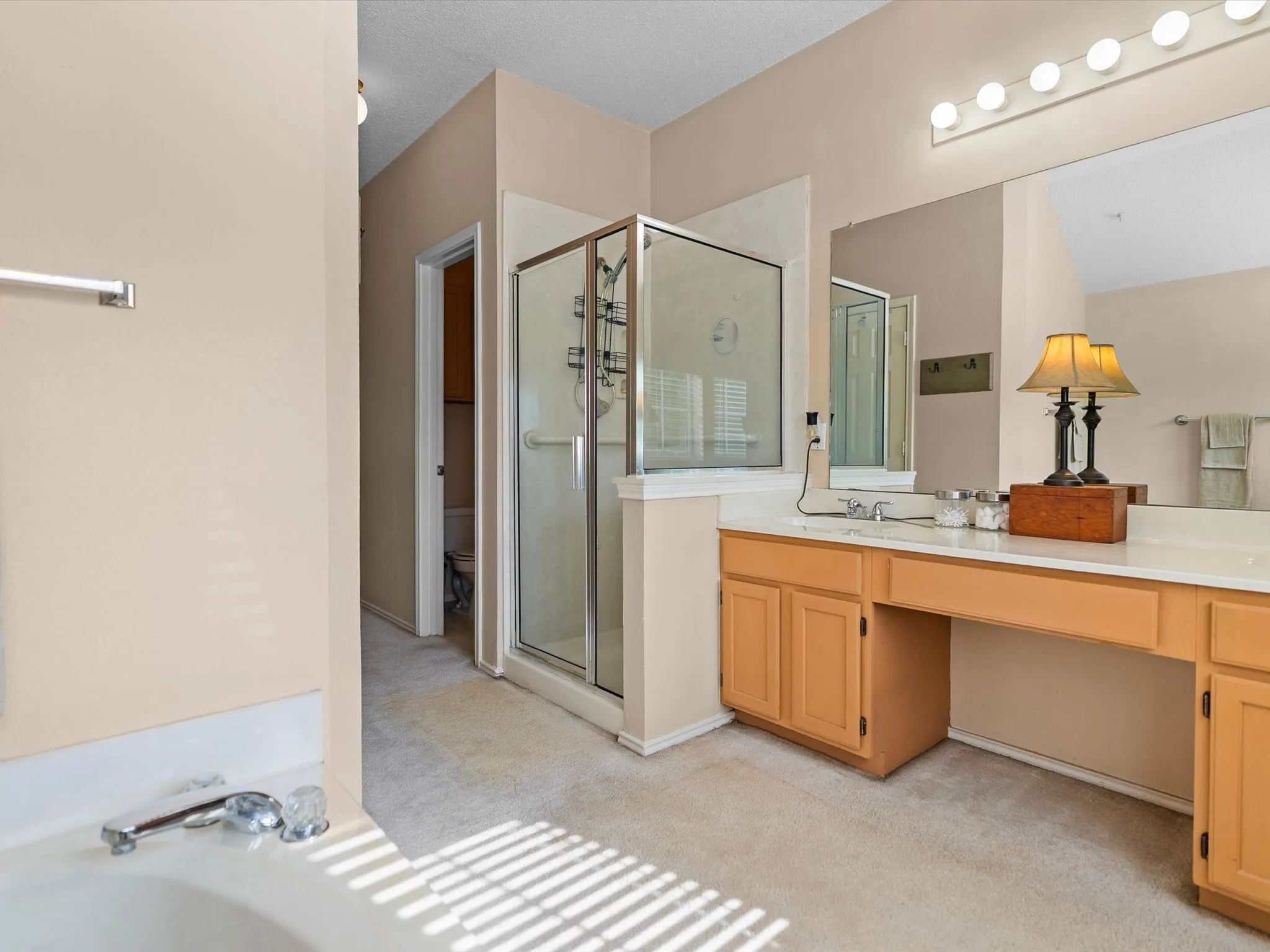 Single Family Residence For Sale in Dallas County , 7501 Gillon Drive, Rowlett, Texas 75089, 4 Bedroom, 3 Bathroom, Garage spaces, 2,481 Sqft, built in 1993, mls#21397894, Real Estate Agent in Rowlett, Homes For Sale in Dallas county, Homes For Sale in Rowlett, Realtor in Rowlett Texas, Real Estate Brokerage Independent Realty Texas, Luminita Cordes Realtor