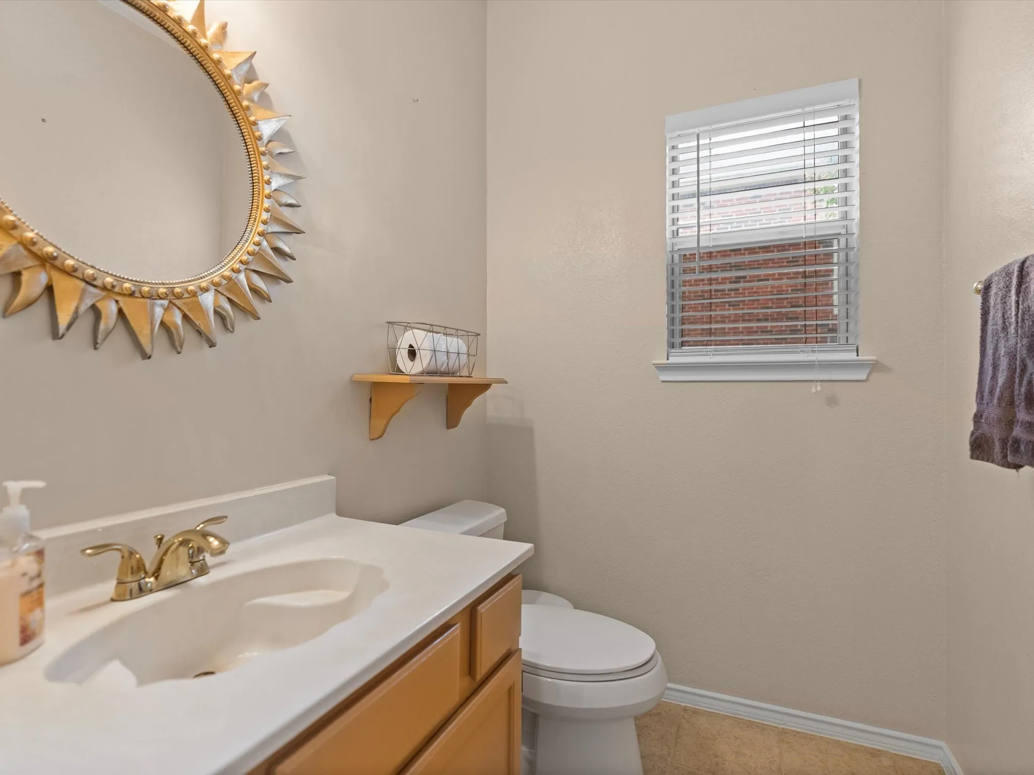 Single Family Residence For Sale in Dallas County , 7501 Gillon Drive, Rowlett, Texas 75089, 4 Bedroom, 3 Bathroom, Garage spaces, 2,481 Sqft, built in 1993, mls#21397894, Real Estate Agent in Rowlett, Homes For Sale in Dallas county, Homes For Sale in Rowlett, Realtor in Rowlett Texas, Real Estate Brokerage Independent Realty Texas, Luminita Cordes Realtor