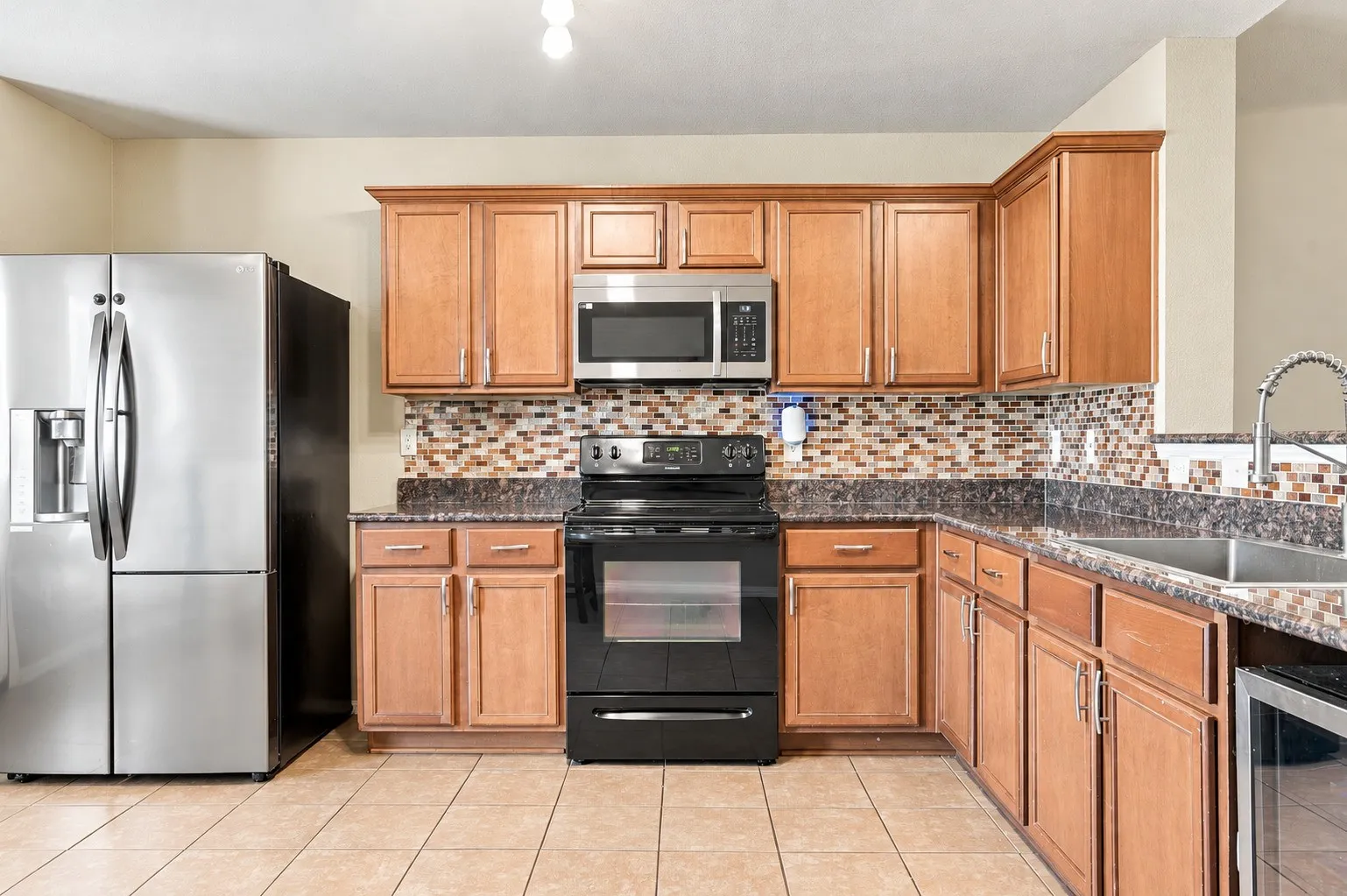 Single Family Residence For Sale in Kaufman County , 2015 Crosby Drive, Forney, Texas 75126, 4 Bedroom, 3 Bathroom, 2 Garage spaces, 2,520 Sqft, built in 2015, mls#21405965, Real Estate Agent in Forney, Homes For Sale in Kaufman county, Homes For Sale in Forney, Realtor in Forney Texas, Real Estate Brokerage Independent Realty Texas, Luminita Cordes Realtor