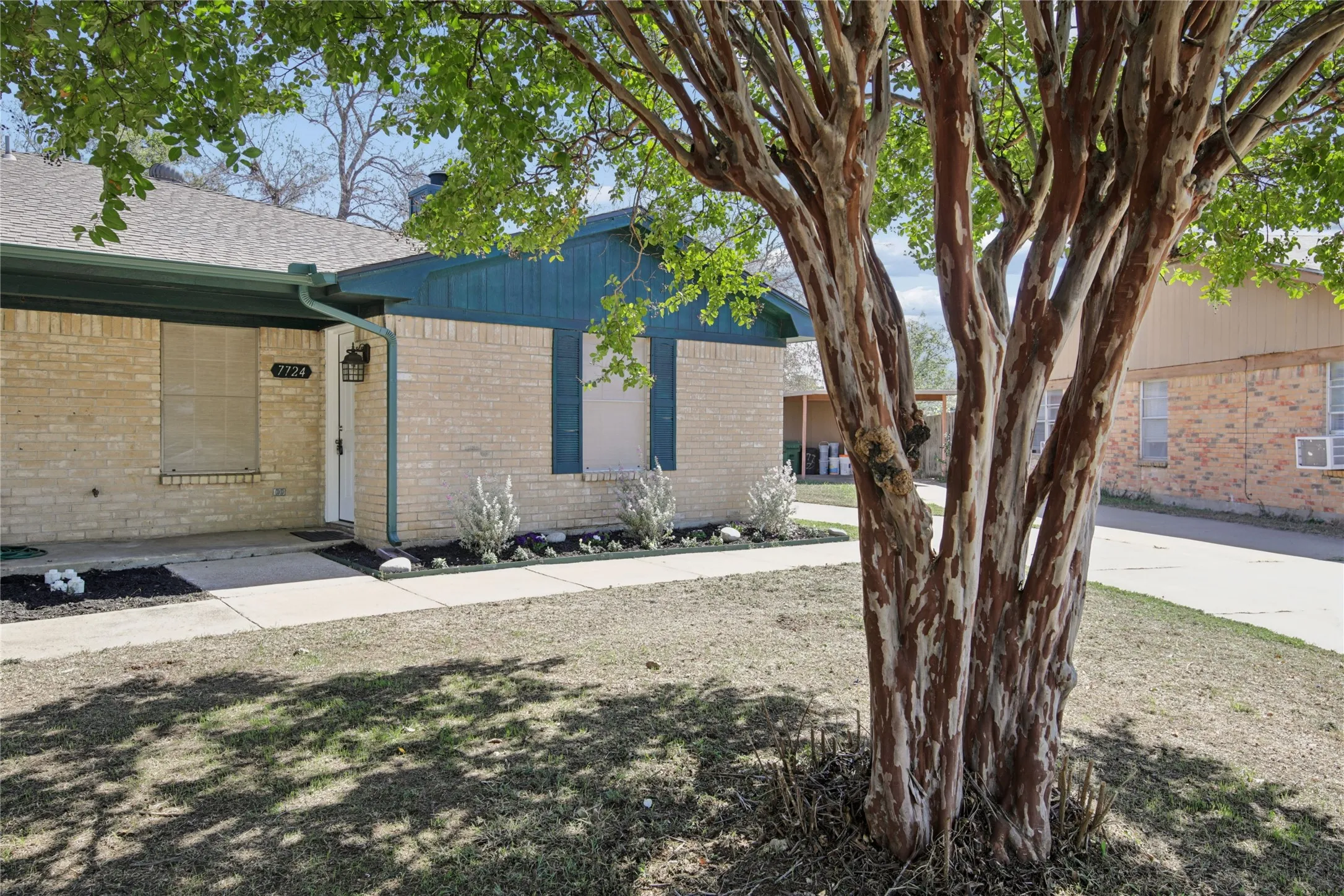 Single Family Residence For Sale