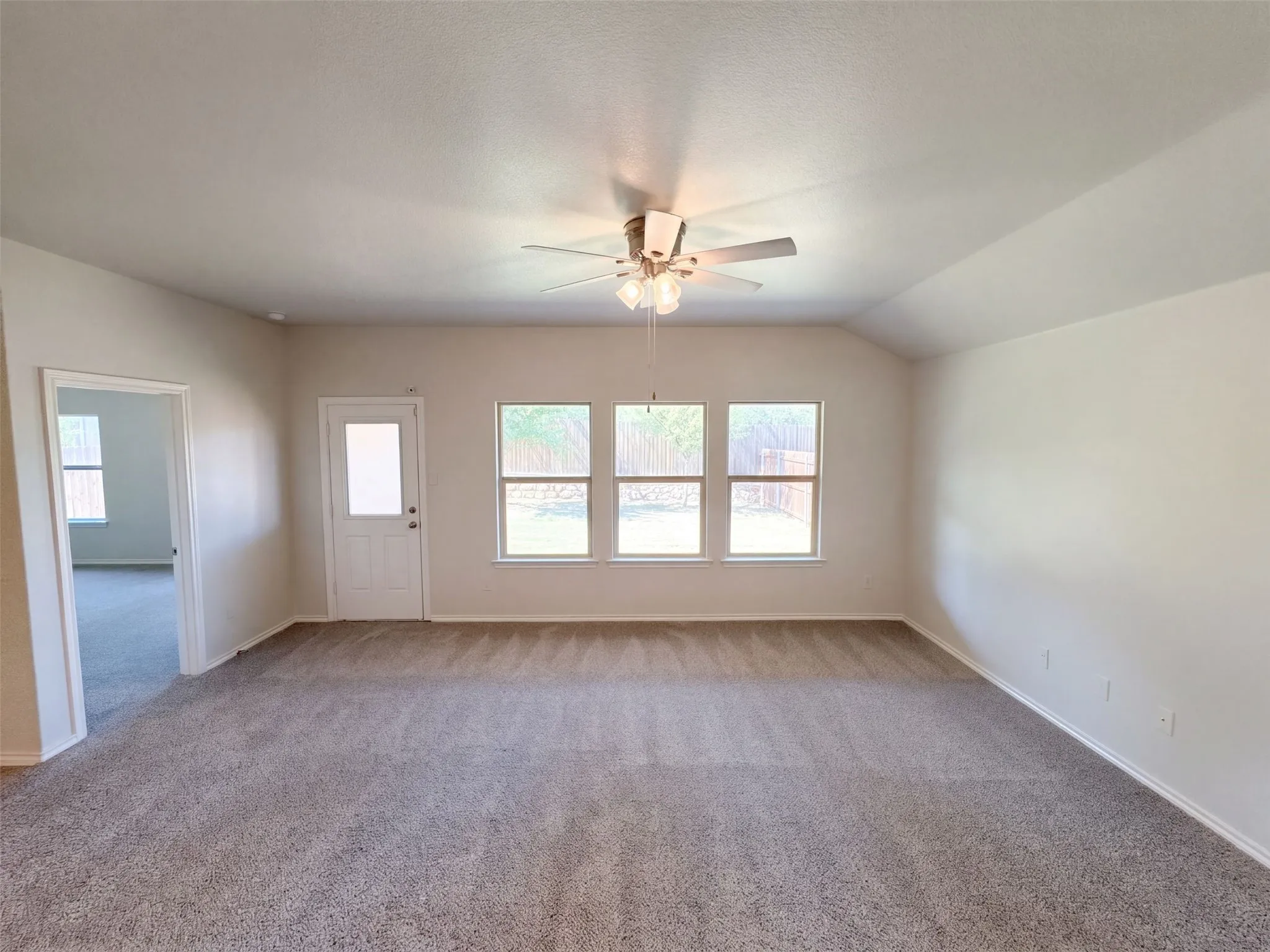Single Family Residence For Sale in Parker County , 517 Bronze Circle W, Springtown, Texas 76082, 4 Bedroom, 2 Bathroom, 1 Garage spaces, 1,746 Sqft, built in 2024, mls#21407667, Real Estate Agent in Springtown, Homes For Sale in Parker county, Homes For Sale in Springtown, Realtor in Springtown Texas, Real Estate Brokerage Independent Realty Texas, Luminita Cordes Realtor