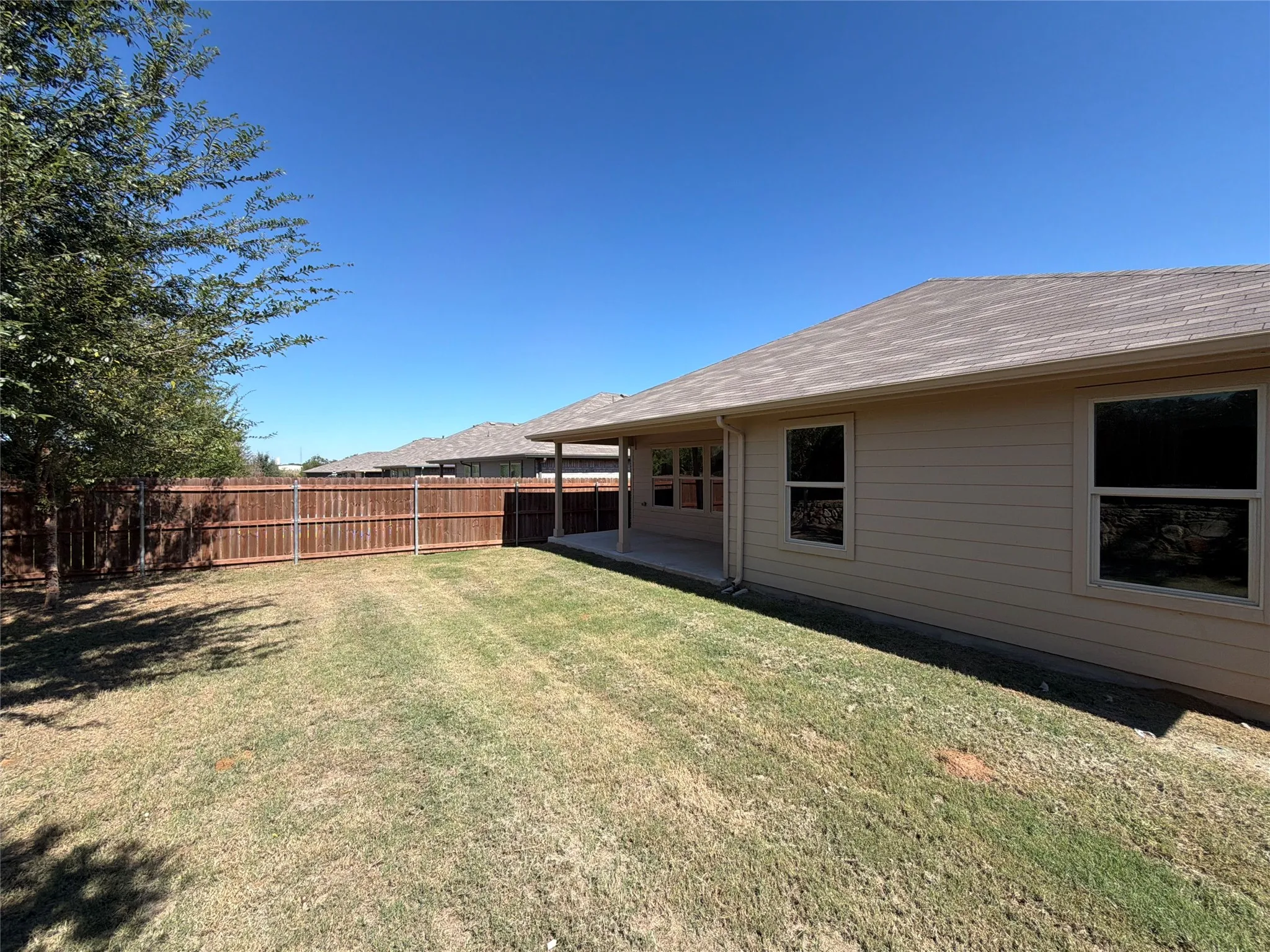 Single Family Residence For Sale in Parker County , 517 Bronze Circle W, Springtown, Texas 76082, 4 Bedroom, 2 Bathroom, 1 Garage spaces, 1,746 Sqft, built in 2024, mls#21407667, Real Estate Agent in Springtown, Homes For Sale in Parker county, Homes For Sale in Springtown, Realtor in Springtown Texas, Real Estate Brokerage Independent Realty Texas, Luminita Cordes Realtor