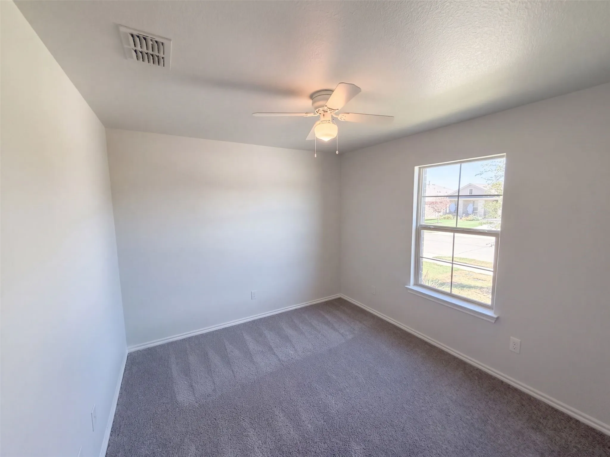 Single Family Residence For Sale in Parker County , 517 Bronze Circle W, Springtown, Texas 76082, 4 Bedroom, 2 Bathroom, 1 Garage spaces, 1,746 Sqft, built in 2024, mls#21407667, Real Estate Agent in Springtown, Homes For Sale in Parker county, Homes For Sale in Springtown, Realtor in Springtown Texas, Real Estate Brokerage Independent Realty Texas, Luminita Cordes Realtor