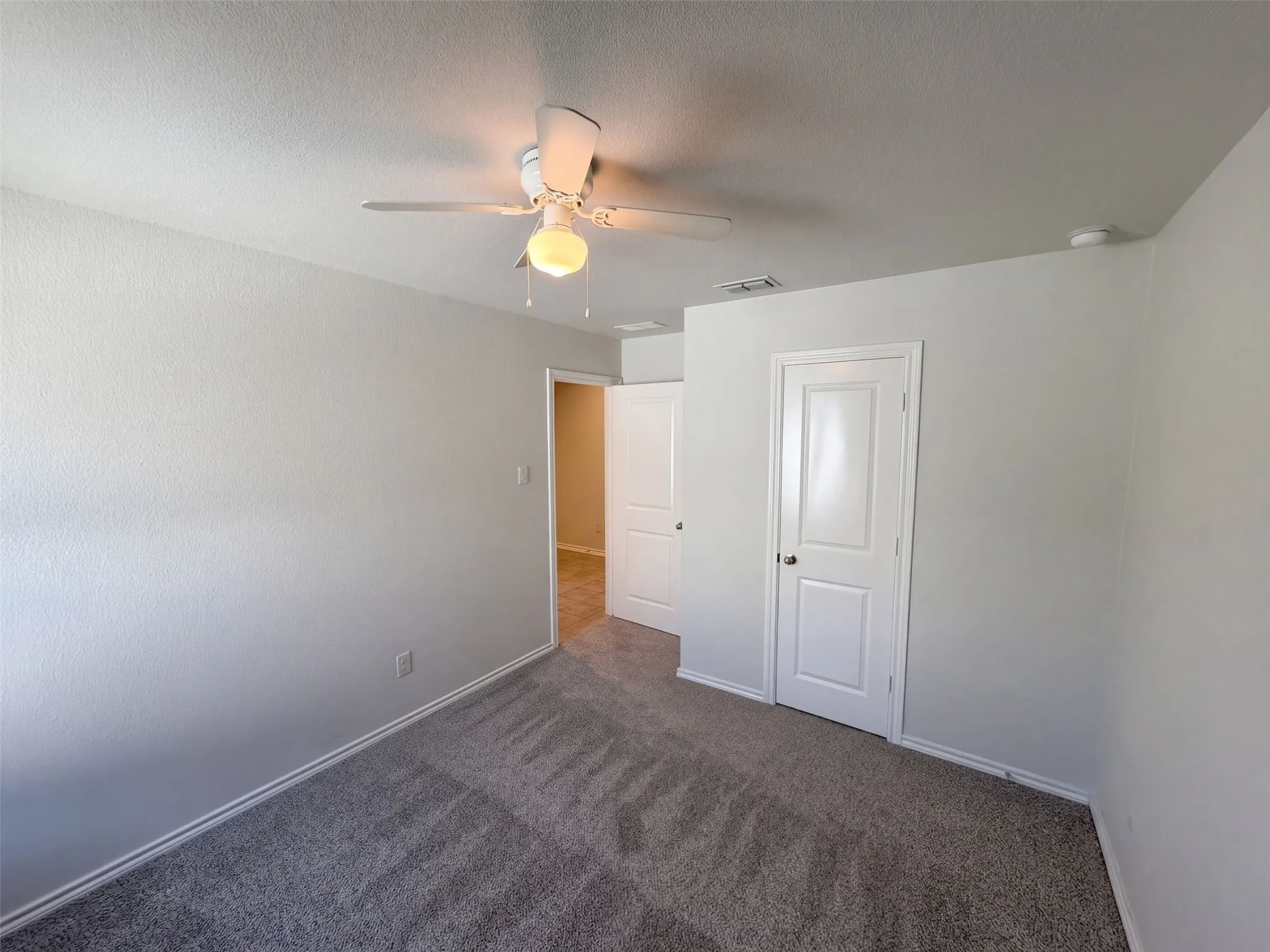 Single Family Residence For Sale in Parker County , 517 Bronze Circle W, Springtown, Texas 76082, 4 Bedroom, 2 Bathroom, 1 Garage spaces, 1,746 Sqft, built in 2024, mls#21407667, Real Estate Agent in Springtown, Homes For Sale in Parker county, Homes For Sale in Springtown, Realtor in Springtown Texas, Real Estate Brokerage Independent Realty Texas, Luminita Cordes Realtor