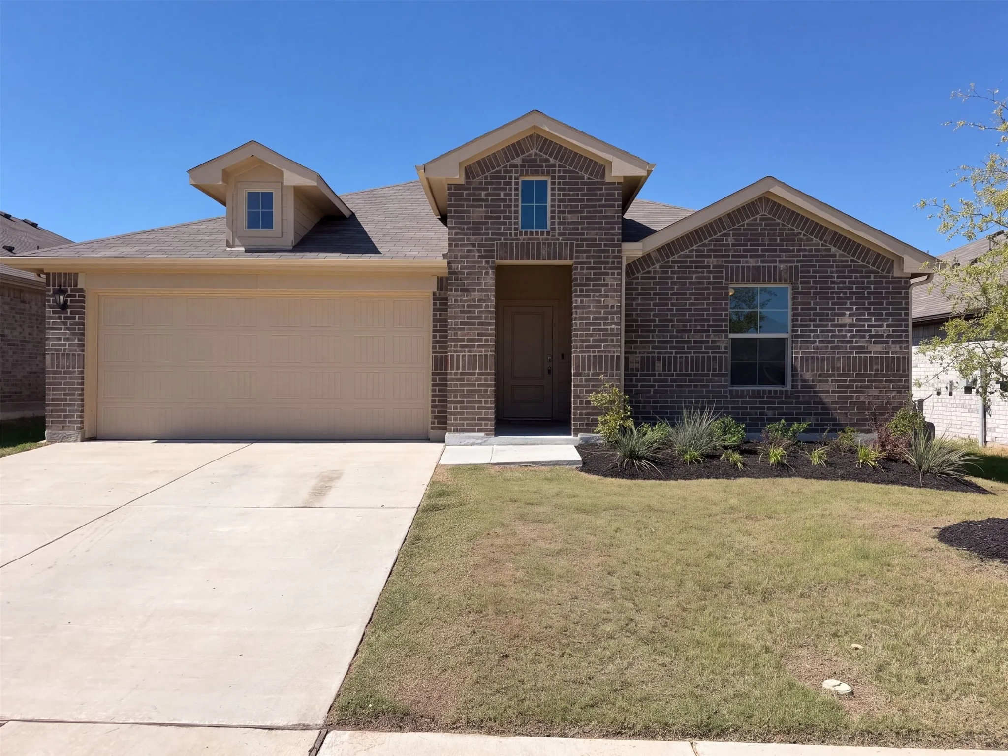 Single Family Residence For Sale in Parker County , 517 Bronze Circle W, Springtown, Texas 76082, 4 Bedroom, 2 Bathroom, 1 Garage spaces, 1,746 Sqft, built in 2024, mls#21407667, Real Estate Agent in Springtown, Homes For Sale in Parker county, Homes For Sale in Springtown, Realtor in Springtown Texas, Real Estate Brokerage Independent Realty Texas, Luminita Cordes Realtor