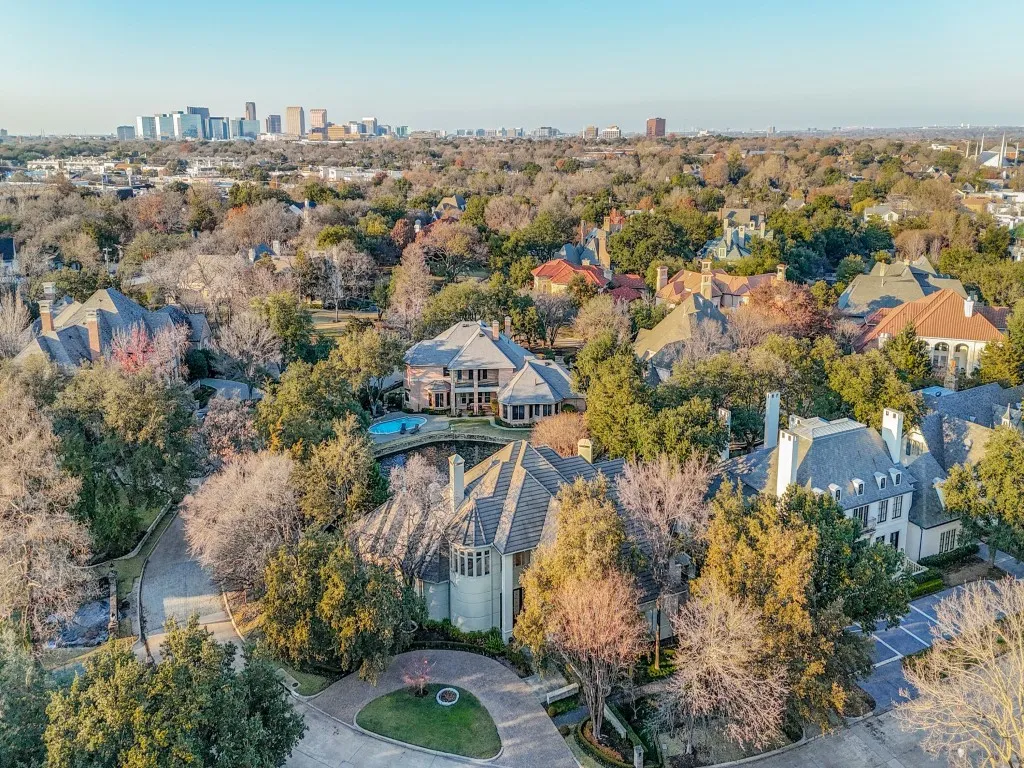 Single Family Residence For Rent in Dallas County , 16 Robledo Drive, Dallas, Texas 75230, 5 Bedroom, 6 Bathroom, 3 Garage spaces, 5,988 Sqft, built in 1996, mls#21396803, Real Estate Agent in Dallas, Homes For Rent in Dallas county, Homes For Rent in Dallas, Realtor in Dallas Texas, Real Estate Brokerage Independent Realty Texas, Luminita Cordes Realtor