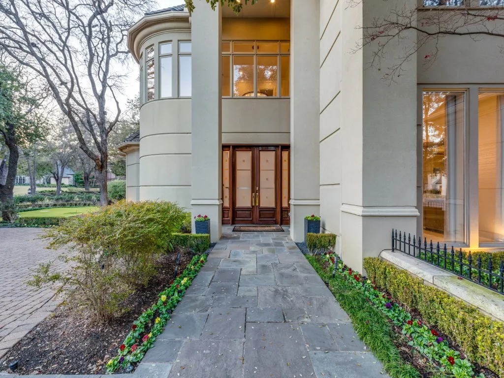 Single Family Residence For Rent in Dallas County , 16 Robledo Drive, Dallas, Texas 75230, 5 Bedroom, 6 Bathroom, 3 Garage spaces, 5,988 Sqft, built in 1996, mls#21396803, Real Estate Agent in Dallas, Homes For Rent in Dallas county, Homes For Rent in Dallas, Realtor in Dallas Texas, Real Estate Brokerage Independent Realty Texas, Luminita Cordes Realtor