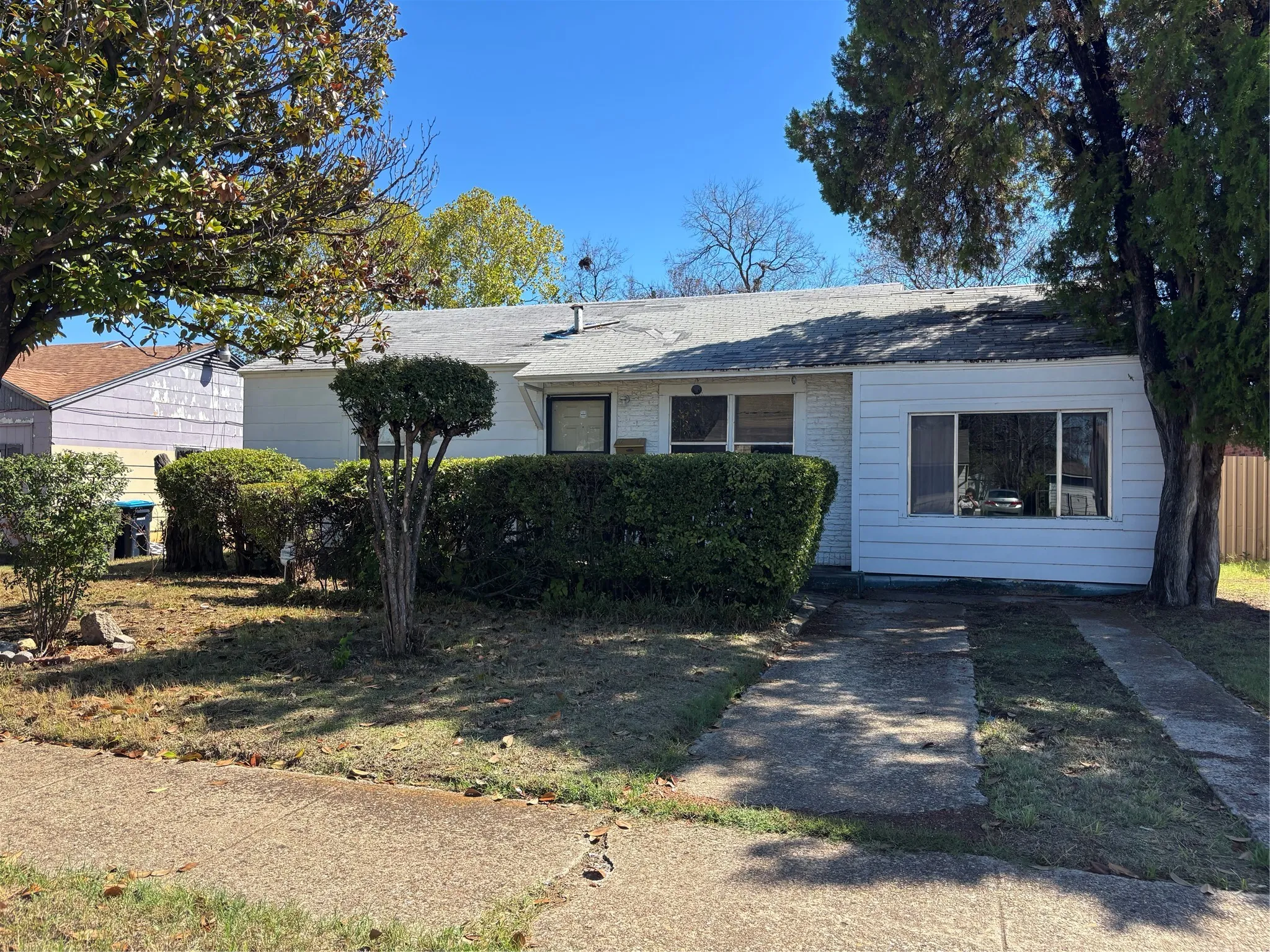Single Family Residence For Sale