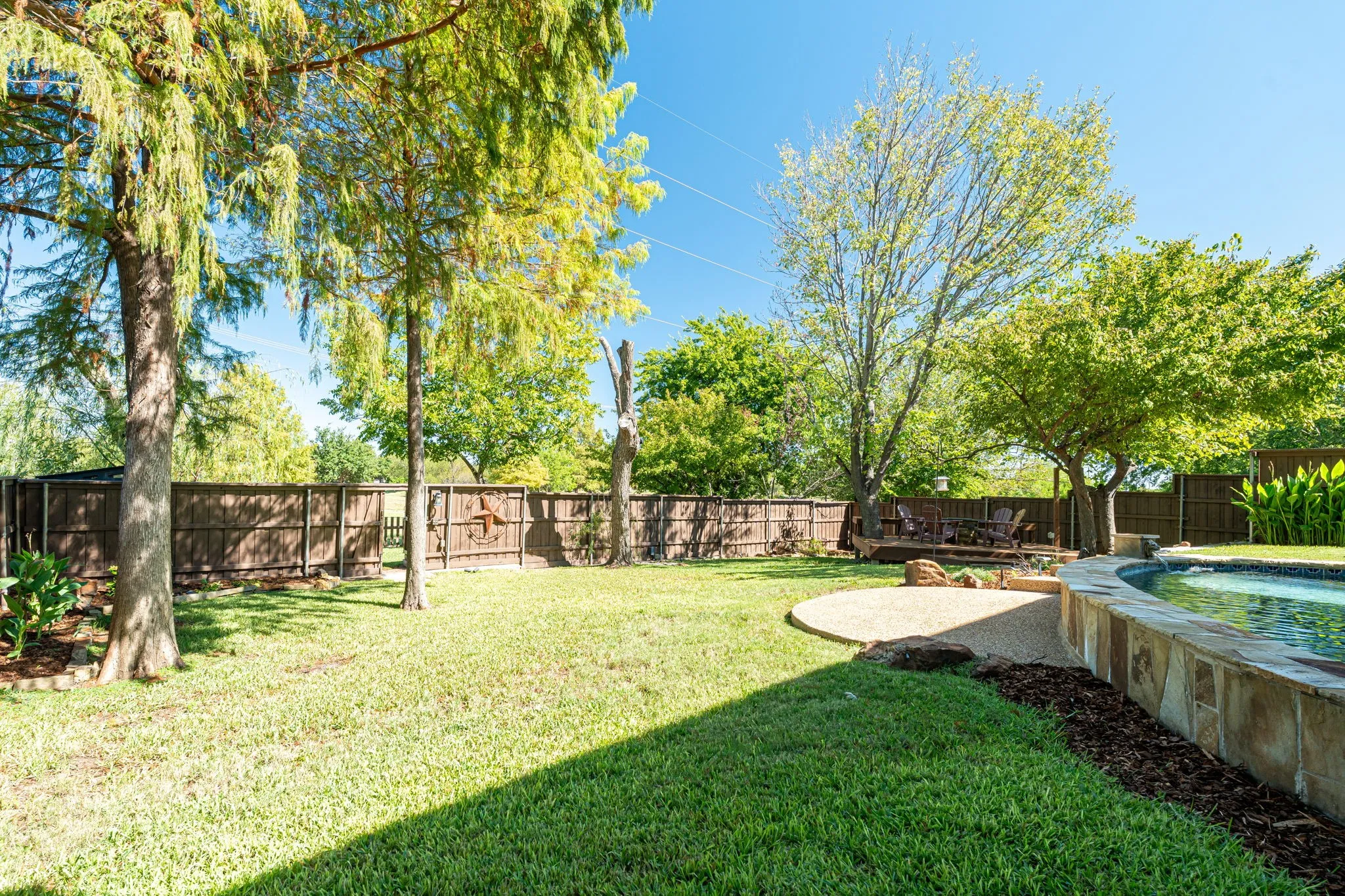 Single Family Residence For Sale in Collin County , 313 Mimosa Drive, Murphy, Texas 75094, 3 Bedroom, 2 Bathroom, 2 Garage spaces, 2,536 Sqft, built in 2000, mls#21406366, Real Estate Agent in Murphy, Homes For Sale in Collin county, Homes For Sale in Murphy, Realtor in Murphy Texas, Real Estate Brokerage Independent Realty Texas, Luminita Cordes Realtor