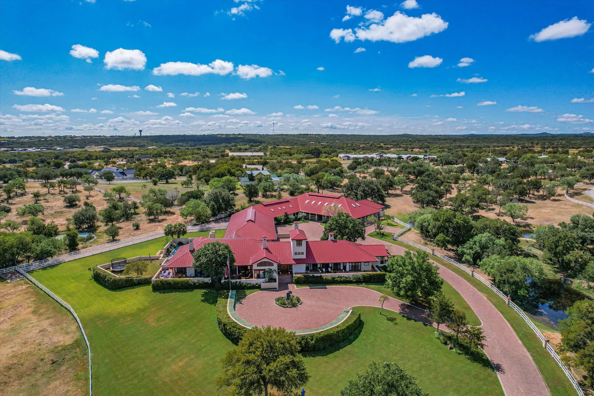 Single Family Residence For Sale in Llano County , 409 Haney Trace, Horseshoe Bay, Texas 78657, 5 Bedroom, 8 Bathroom, 7 Garage spaces, 7,000 Sqft, built in 2000, mls#21407604, Real Estate Agent in Horseshoe Bay, Homes For Sale in Llano county, Homes For Sale in Horseshoe Bay, Realtor in Horseshoe Bay Texas, Real Estate Brokerage Independent Realty Texas, Luminita Cordes Realtor