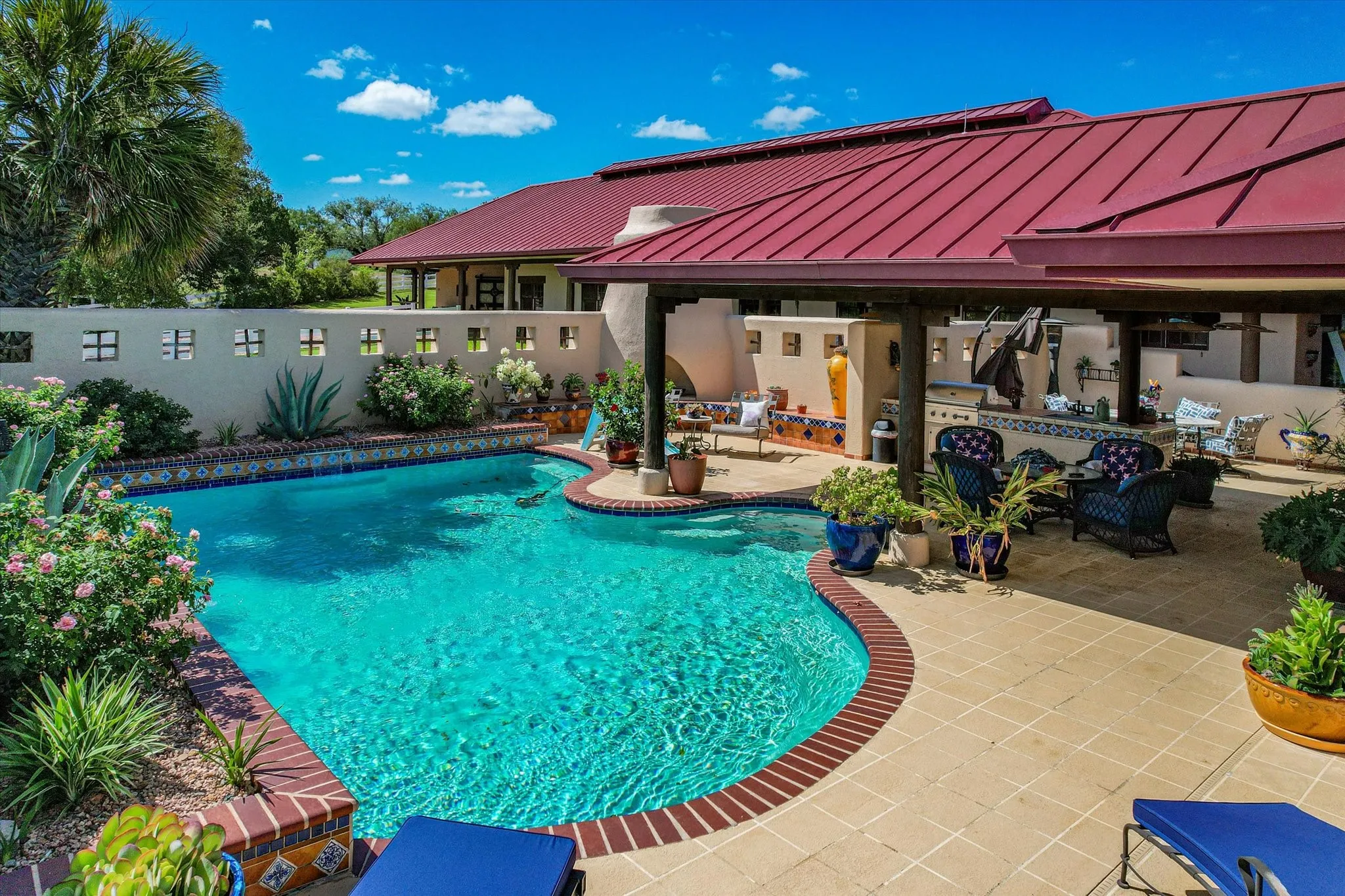Single Family Residence For Sale in Llano County , 409 Haney Trace, Horseshoe Bay, Texas 78657, 5 Bedroom, 8 Bathroom, 7 Garage spaces, 7,000 Sqft, built in 2000, mls#21407604, Real Estate Agent in Horseshoe Bay, Homes For Sale in Llano county, Homes For Sale in Horseshoe Bay, Realtor in Horseshoe Bay Texas, Real Estate Brokerage Independent Realty Texas, Luminita Cordes Realtor
