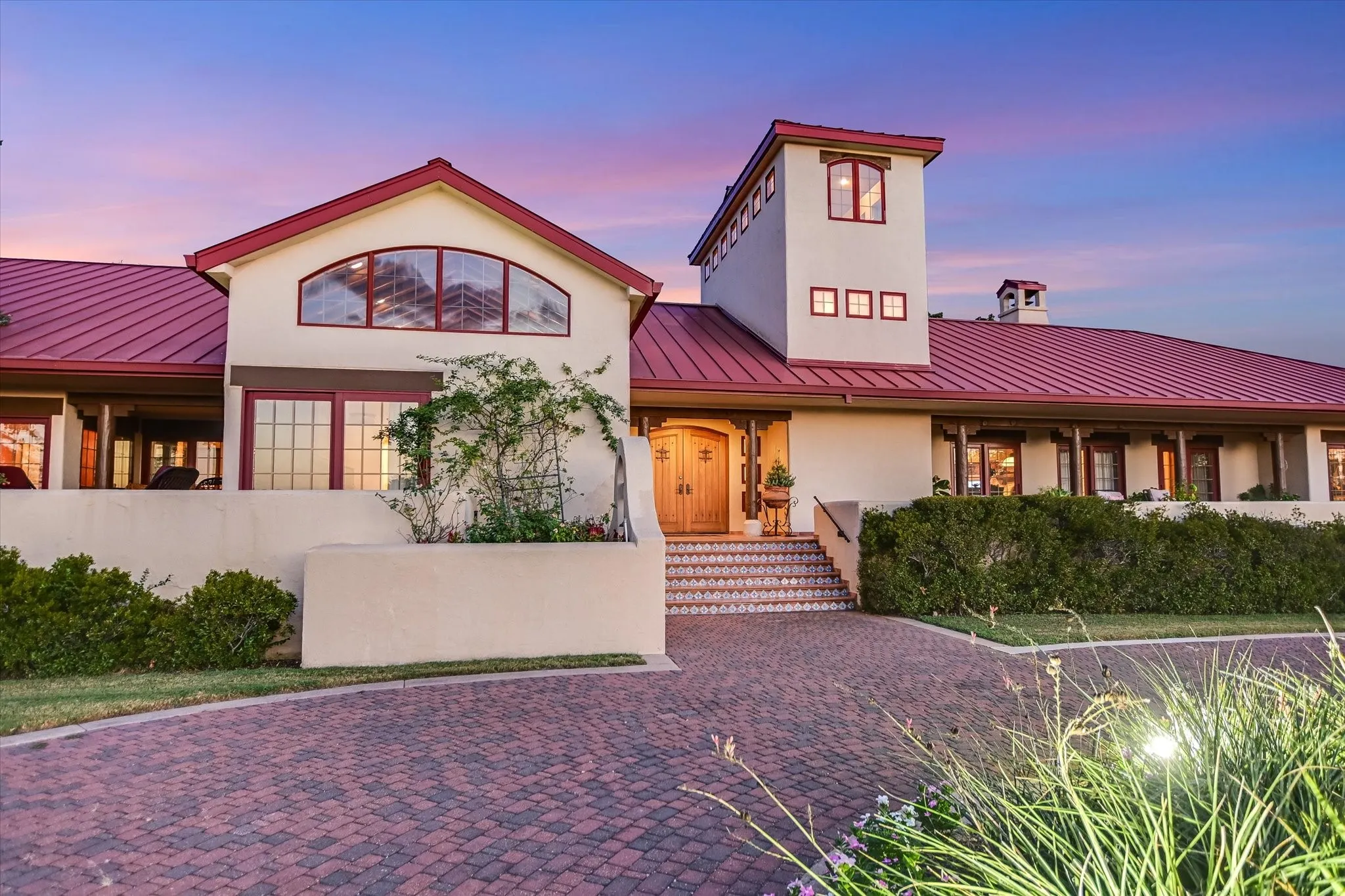 Single Family Residence For Sale in Llano County , 409 Haney Trace, Horseshoe Bay, Texas 78657, 5 Bedroom, 8 Bathroom, 7 Garage spaces, 7,000 Sqft, built in 2000, mls#21407604, Real Estate Agent in Horseshoe Bay, Homes For Sale in Llano county, Homes For Sale in Horseshoe Bay, Realtor in Horseshoe Bay Texas, Real Estate Brokerage Independent Realty Texas, Luminita Cordes Realtor