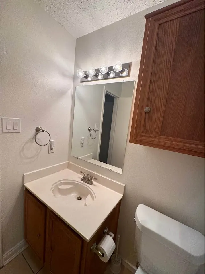 Single Family Residence For Rent in Johnson County , 116 Apache Trail, Alvarado, Texas 76009, 1 Bedroom, 1 Bathroom, 2 Garage spaces, 1,340 Sqft, built in 2000, mls#21407684, Real Estate Agent in Alvarado, Homes For Rent in Johnson county, Homes For Rent in Alvarado, Realtor in Alvarado Texas, Real Estate Brokerage Independent Realty Texas, Luminita Cordes Realtor