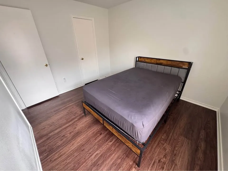 Single Family Residence For Rent in Johnson County , 116 Apache Trail, Alvarado, Texas 76009, 1 Bedroom, 1 Bathroom, 2 Garage spaces, 1,340 Sqft, built in 2000, mls#21407684, Real Estate Agent in Alvarado, Homes For Rent in Johnson county, Homes For Rent in Alvarado, Realtor in Alvarado Texas, Real Estate Brokerage Independent Realty Texas, Luminita Cordes Realtor
