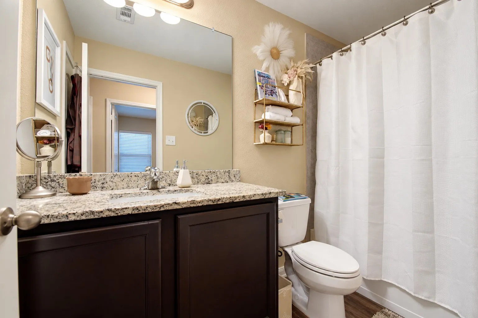 Single Family Residence For Sale in Denton County , 717 Lansman Trail, Denton, Texas 76207, 2 Bedroom, 2 Bathroom, 2 Garage spaces, 1,927 Sqft, built in 2019, mls#21407685, Real Estate Agent in Denton, Homes For Sale in Denton county, Homes For Sale in Denton, Realtor in Denton Texas, Real Estate Brokerage Independent Realty Texas, Luminita Cordes Realtor