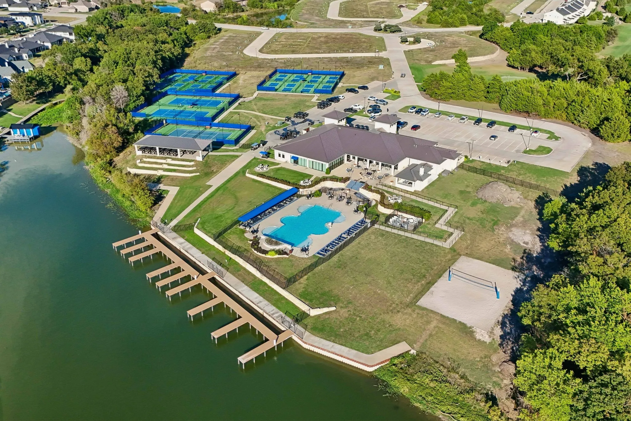 Single Family Residence For Sale in Rockwall County , 1536 Sonnet Drive, Heath, Texas 75126, 3 Bedroom, 2 Bathroom, 3 Garage spaces, 2,051 Sqft, built in 2019, mls#21406571, Real Estate Agent in Heath, Homes For Sale in Rockwall county, Homes For Sale in Heath, Realtor in Heath Texas, Real Estate Brokerage Independent Realty Texas, Luminita Cordes Realtor