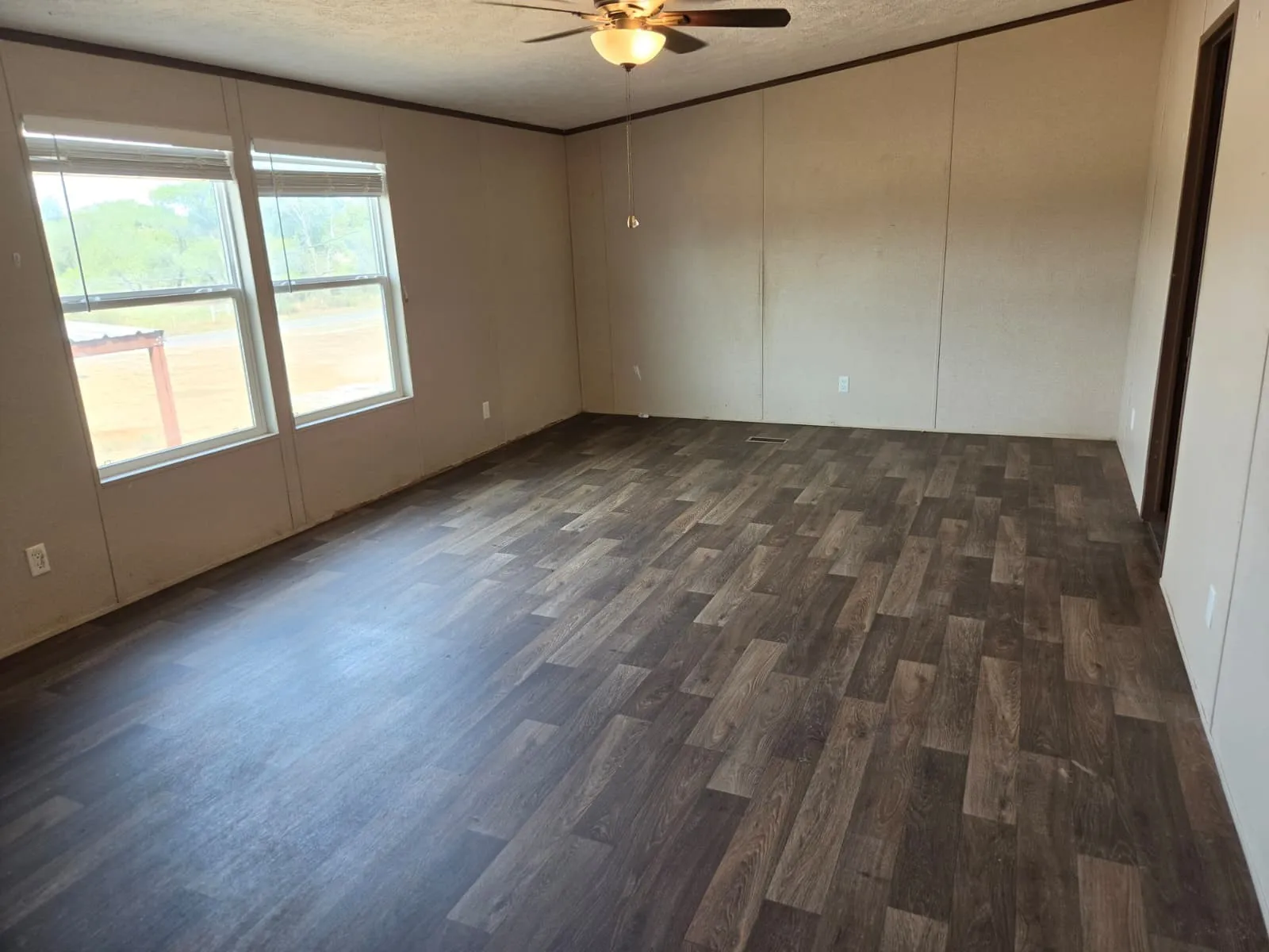 Mobile Home For Sale in Wise County , 359 County Road 4791, Boyd, Texas 76023, 5 Bedroom, 3 Bathroom, Garage spaces, 2,001 Sqft, built in 2023, mls#21407688, Real Estate Agent in Boyd, Homes For Sale in Wise county, Homes For Sale in Boyd, Realtor in Boyd Texas, Real Estate Brokerage Independent Realty Texas, Luminita Cordes Realtor