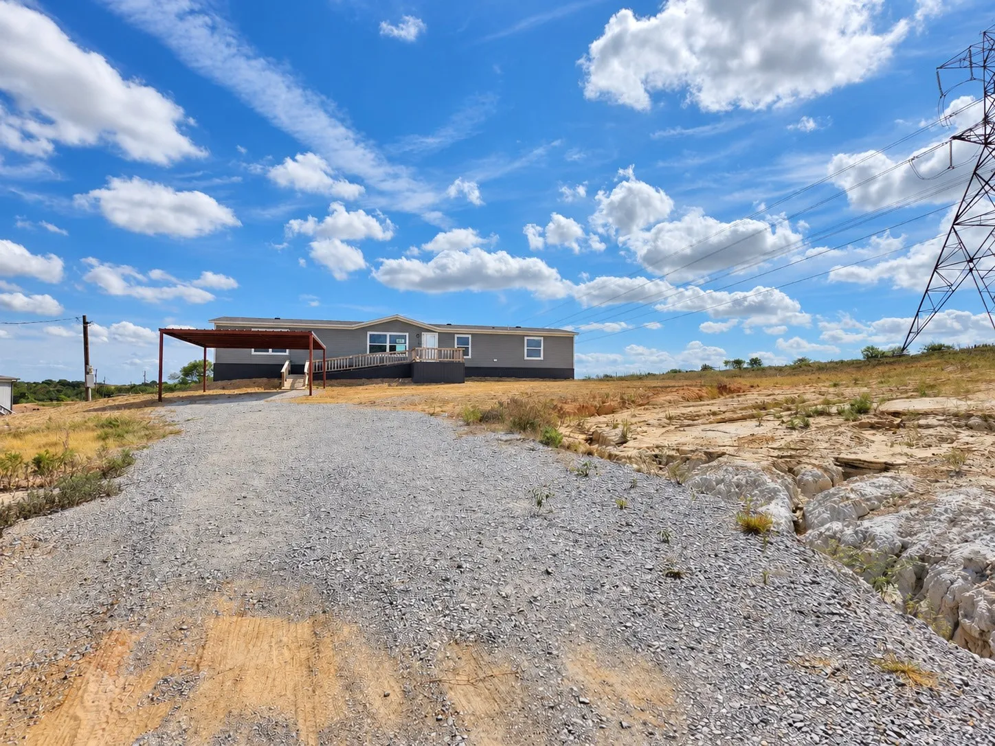 Mobile Home For Sale in Wise County , 359 County Road 4791, Boyd, Texas 76023, 5 Bedroom, 3 Bathroom, Garage spaces, 2,001 Sqft, built in 2023, mls#21407688, Real Estate Agent in Boyd, Homes For Sale in Wise county, Homes For Sale in Boyd, Realtor in Boyd Texas, Real Estate Brokerage Independent Realty Texas, Luminita Cordes Realtor