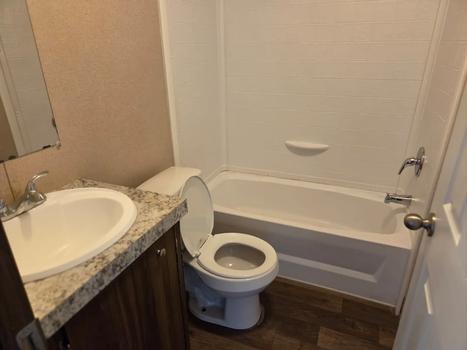 Mobile Home For Sale in Wise County , 359 County Road 4791, Boyd, Texas 76023, 5 Bedroom, 3 Bathroom, Garage spaces, 2,001 Sqft, built in 2023, mls#21407688, Real Estate Agent in Boyd, Homes For Sale in Wise county, Homes For Sale in Boyd, Realtor in Boyd Texas, Real Estate Brokerage Independent Realty Texas, Luminita Cordes Realtor