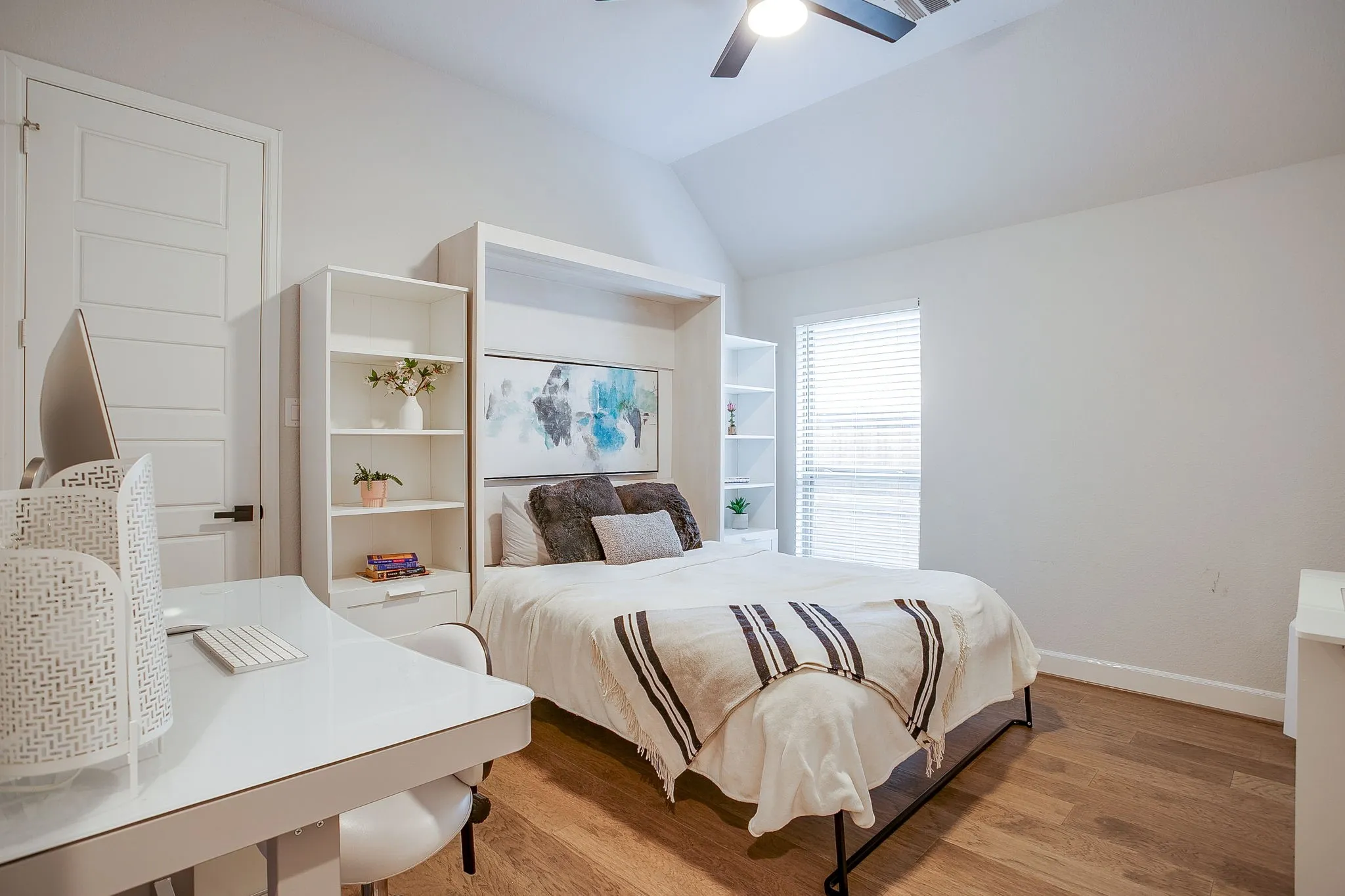 Single Family Residence For Sale in Tarrant County , 5736 Lake Jackson Drive, Fort Worth, Texas 76126, 4 Bedroom, 4 Bathroom, 3 Garage spaces, 2,694 Sqft, built in 2021, mls#21407548, Real Estate Agent in Fort Worth, Homes For Sale in Tarrant county, Homes For Sale in Fort Worth, Realtor in Fort Worth Texas, Real Estate Brokerage Independent Realty Texas, Luminita Cordes Realtor