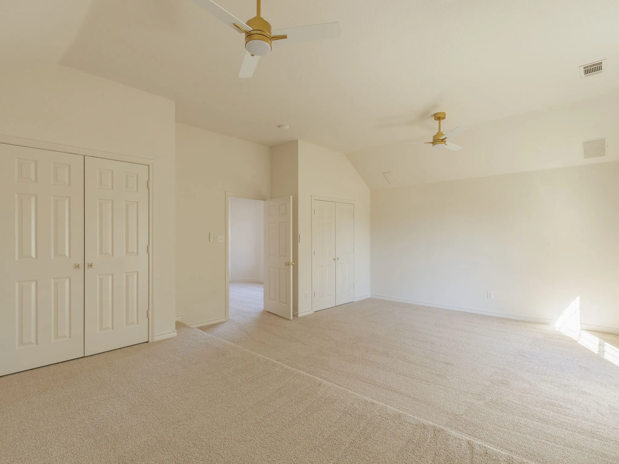 Bedroom/Media Room