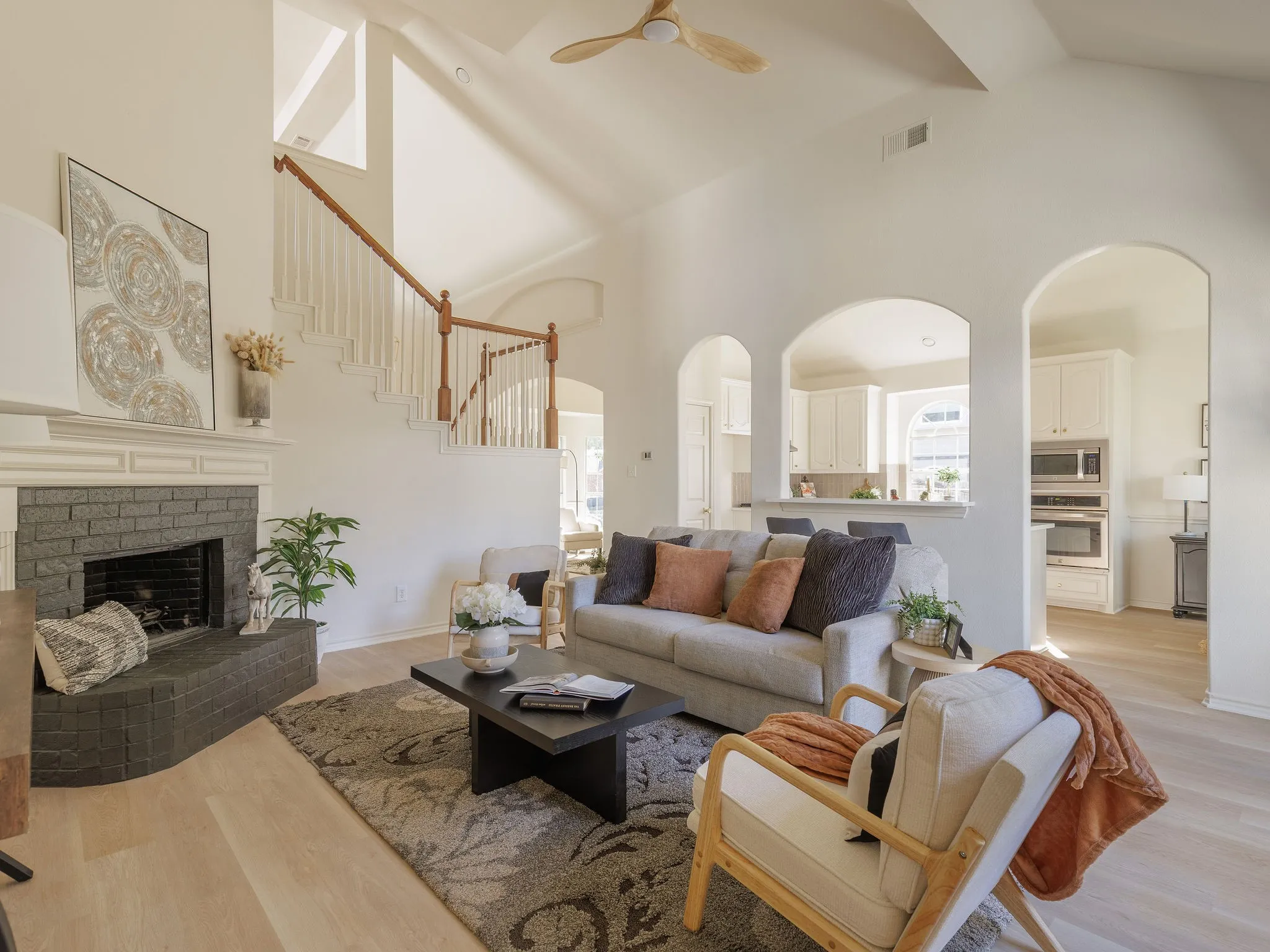 Single Family Residence For Sale in Tarrant County , 2807 Saint Maria Drive, Mansfield, Texas 76063, 4 Bedroom, 3 Bathroom, 2 Garage spaces, 2,671 Sqft, built in 2005, mls#21406654, Real Estate Agent in Mansfield, Homes For Sale in Tarrant county, Homes For Sale in Mansfield, Realtor in Mansfield Texas, Real Estate Brokerage Independent Realty Texas, Luminita Cordes Realtor