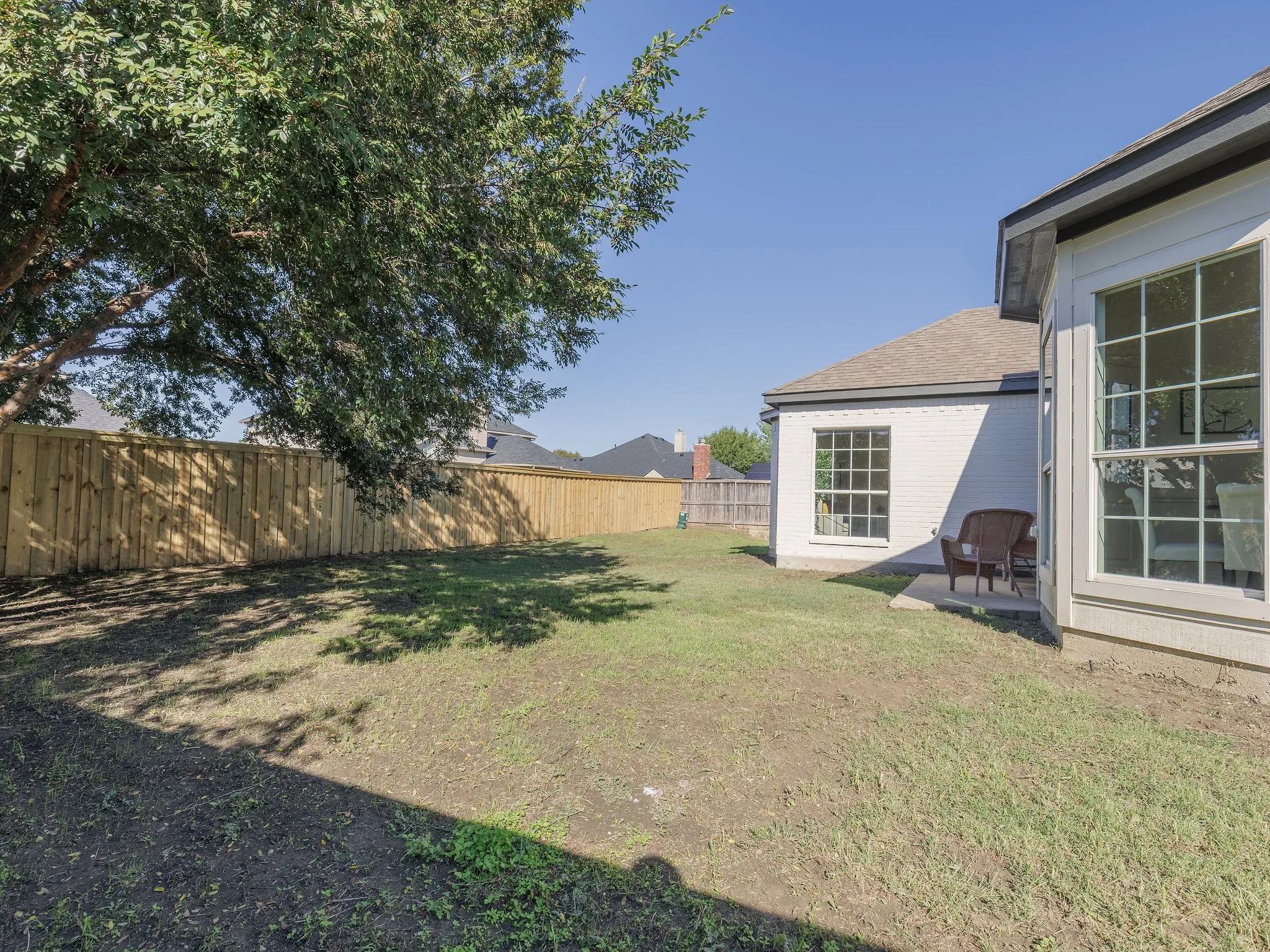 Single Family Residence For Sale in Tarrant County , 2807 Saint Maria Drive, Mansfield, Texas 76063, 4 Bedroom, 3 Bathroom, 2 Garage spaces, 2,671 Sqft, built in 2005, mls#21406654, Real Estate Agent in Mansfield, Homes For Sale in Tarrant county, Homes For Sale in Mansfield, Realtor in Mansfield Texas, Real Estate Brokerage Independent Realty Texas, Luminita Cordes Realtor