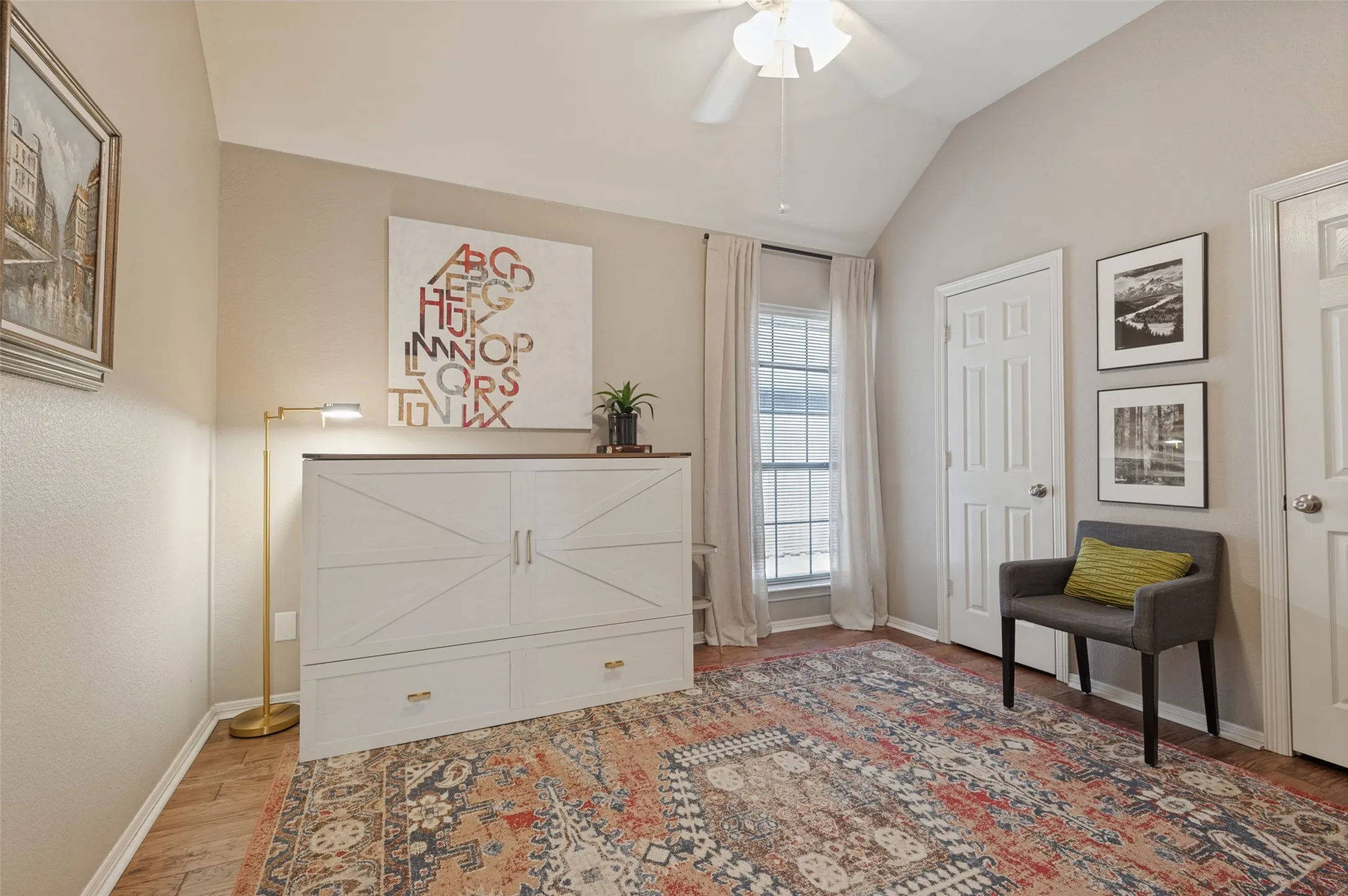 Single Family Residence For Sale in Tarrant County , 1500 Forest Meadows Court, Bedford, Texas 76021, 4 Bedroom, 3 Bathroom, 2 Garage spaces, 2,589 Sqft, built in 1991, mls#21407042, Real Estate Agent in Bedford, Homes For Sale in Tarrant county, Homes For Sale in Bedford, Realtor in Bedford Texas, Real Estate Brokerage Independent Realty Texas, Luminita Cordes Realtor