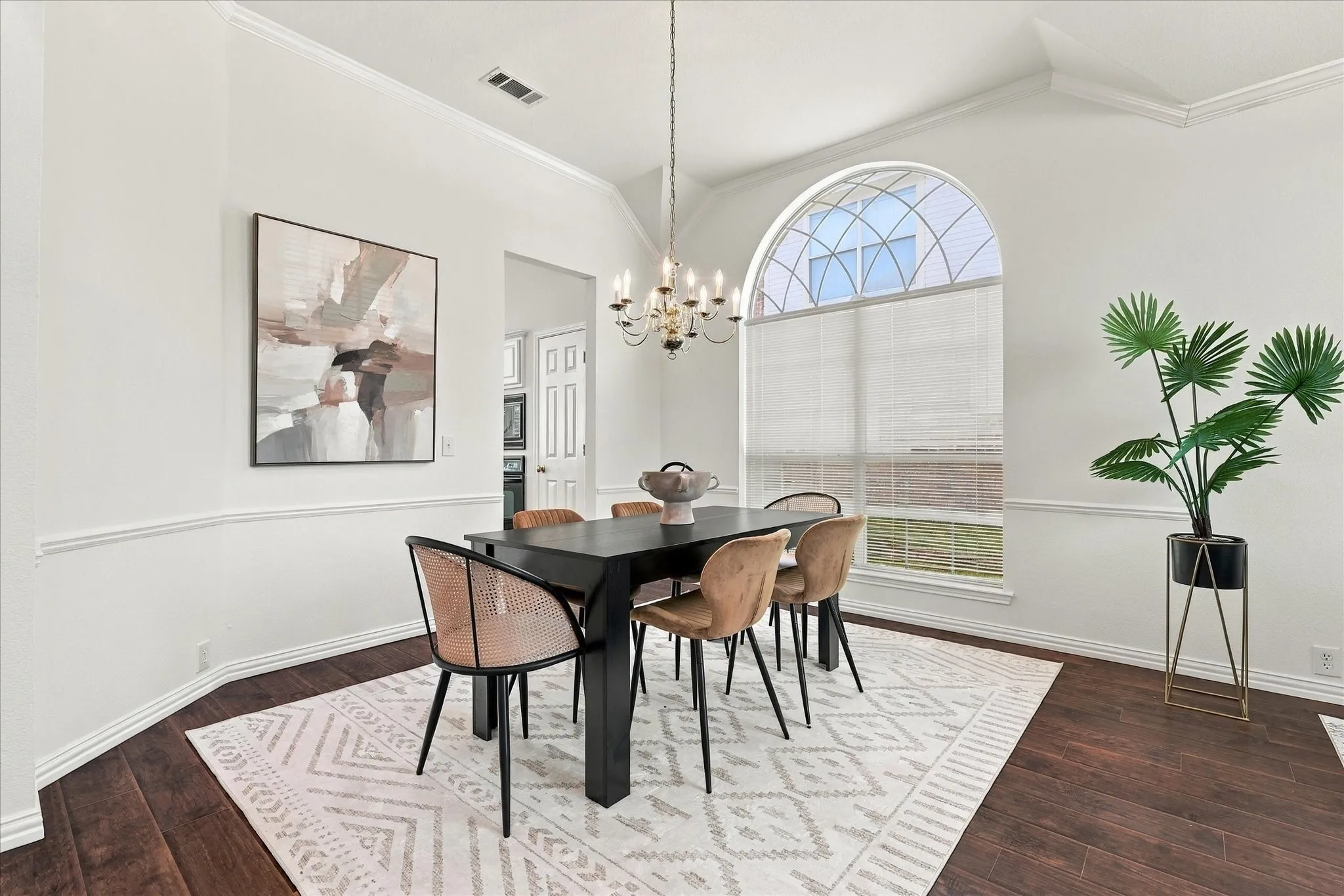 Single Family Residence For Sale in Collin County , 3316 Stone Glen Drive, Plano, Texas 75074, 4 Bedroom, 3 Bathroom, 2 Garage spaces, 3,094 Sqft, built in 1999, mls#21405465, Real Estate Agent in Plano, Homes For Sale in Collin county, Homes For Sale in Plano, Realtor in Plano Texas, Real Estate Brokerage Independent Realty Texas, Luminita Cordes Realtor