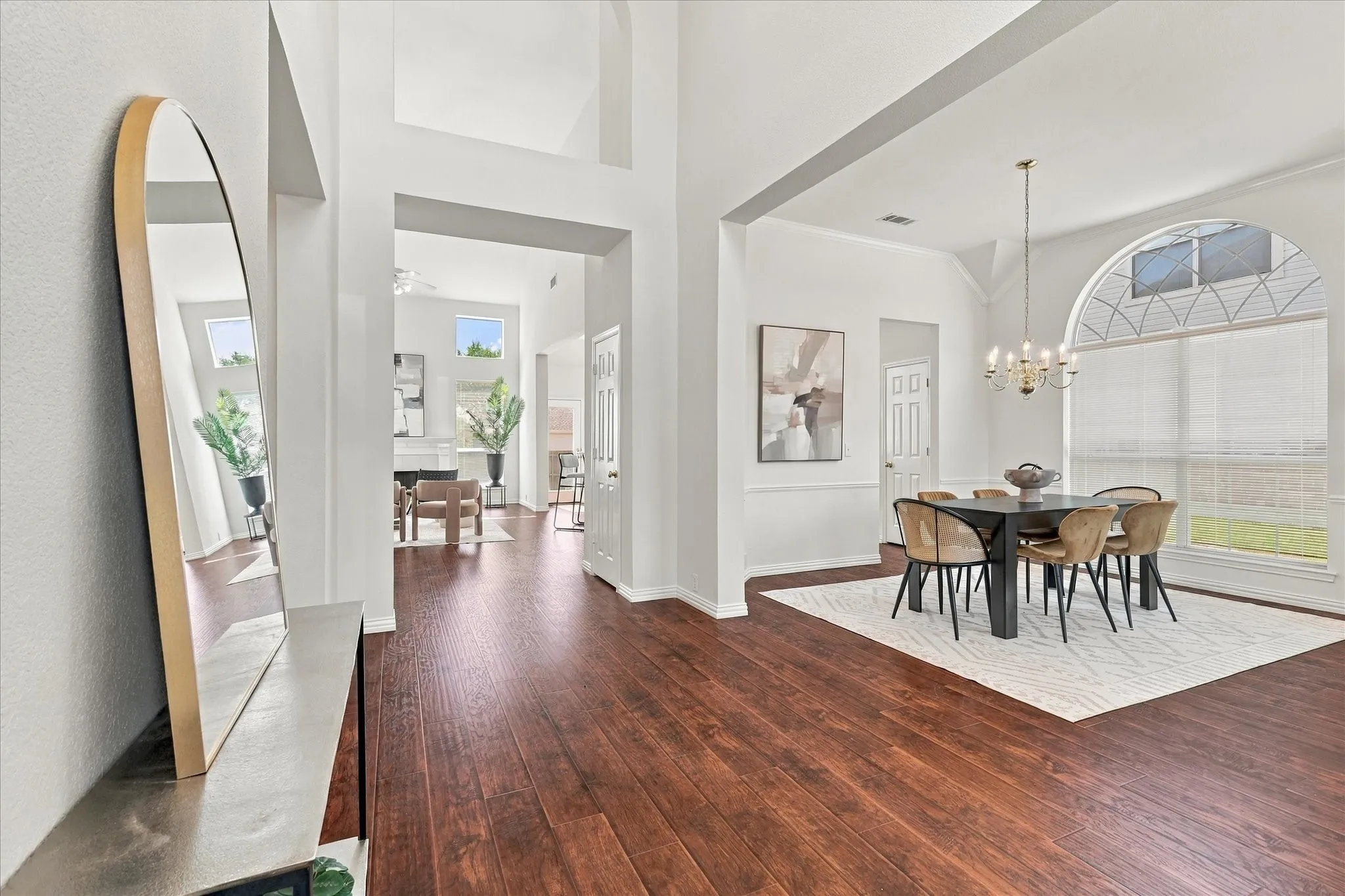 Single Family Residence For Sale in Collin County , 3316 Stone Glen Drive, Plano, Texas 75074, 4 Bedroom, 3 Bathroom, 2 Garage spaces, 3,094 Sqft, built in 1999, mls#21405465, Real Estate Agent in Plano, Homes For Sale in Collin county, Homes For Sale in Plano, Realtor in Plano Texas, Real Estate Brokerage Independent Realty Texas, Luminita Cordes Realtor