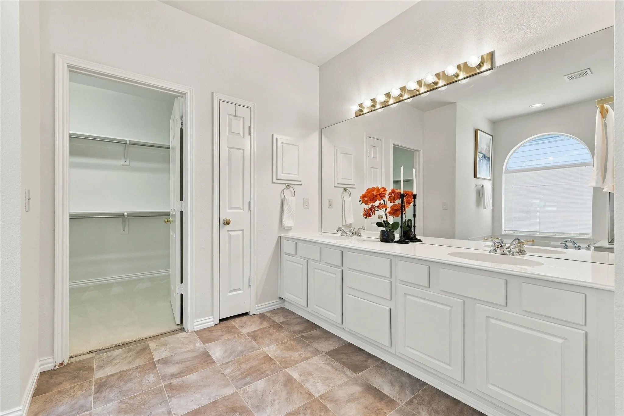 Single Family Residence For Sale in Collin County , 3316 Stone Glen Drive, Plano, Texas 75074, 4 Bedroom, 3 Bathroom, 2 Garage spaces, 3,094 Sqft, built in 1999, mls#21405465, Real Estate Agent in Plano, Homes For Sale in Collin county, Homes For Sale in Plano, Realtor in Plano Texas, Real Estate Brokerage Independent Realty Texas, Luminita Cordes Realtor