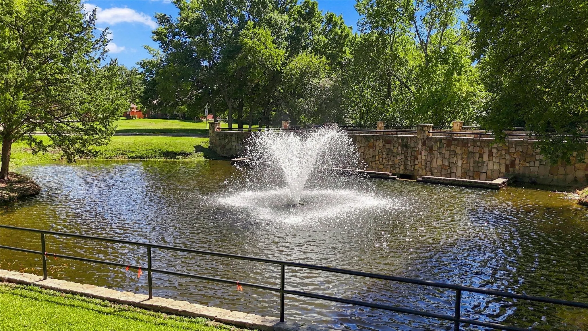 Single Family Residence For Sale in Collin County , 3316 Stone Glen Drive, Plano, Texas 75074, 4 Bedroom, 3 Bathroom, 2 Garage spaces, 3,094 Sqft, built in 1999, mls#21405465, Real Estate Agent in Plano, Homes For Sale in Collin county, Homes For Sale in Plano, Realtor in Plano Texas, Real Estate Brokerage Independent Realty Texas, Luminita Cordes Realtor