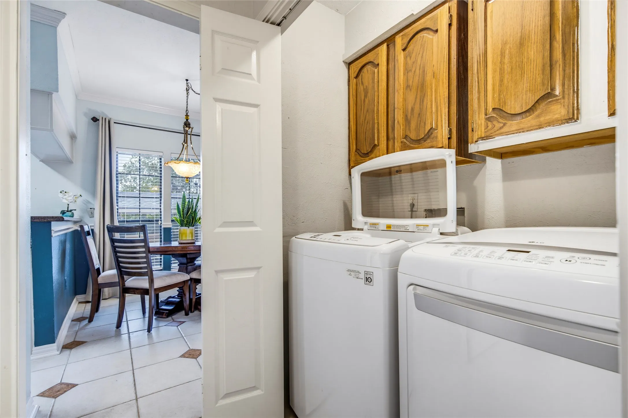Great laundry area off the kitchen. Washer and dryer come with the condo....