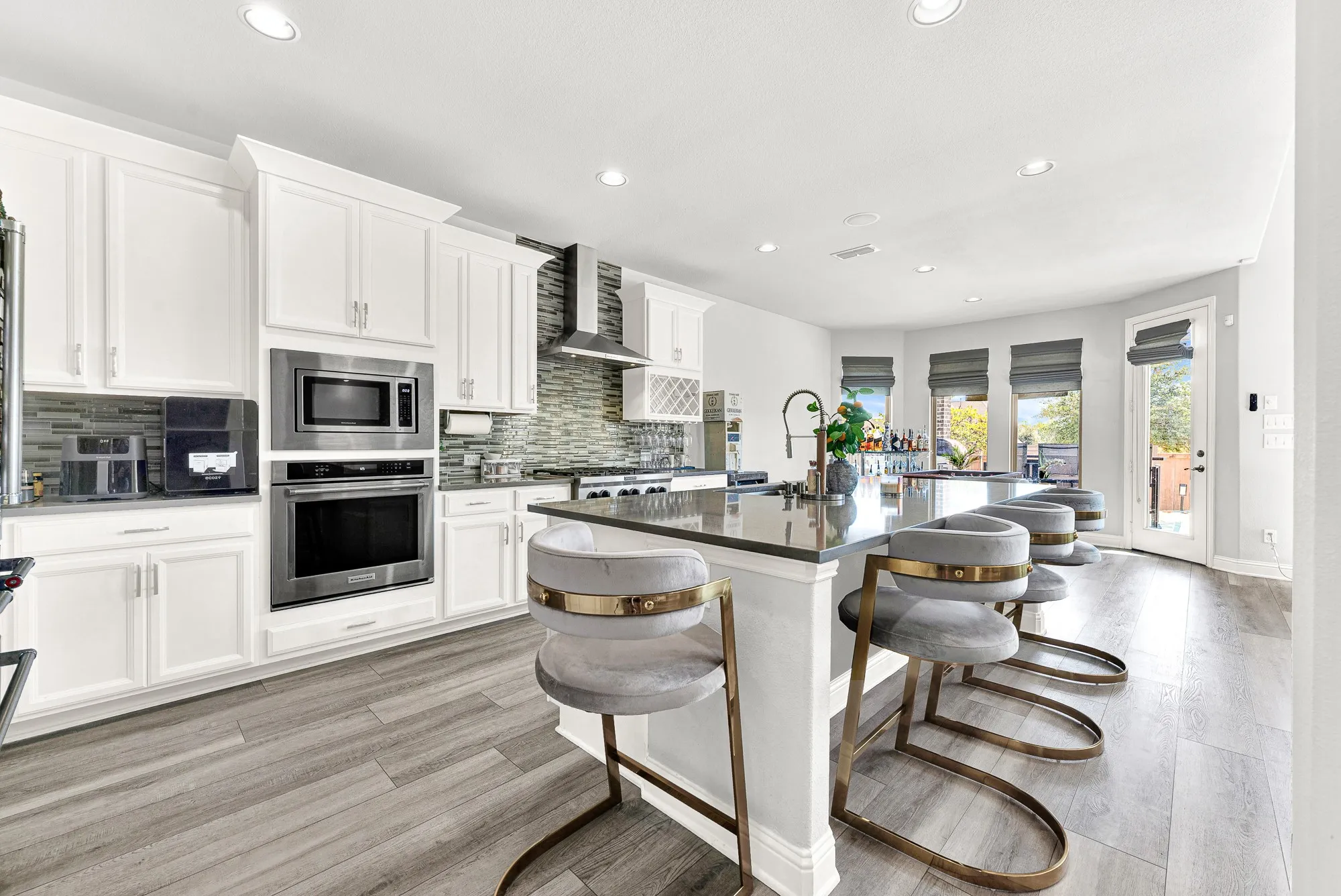 Single Family Residence For Sale in Collin County , 7716 Krause Springs Drive, Mc Kinney, Texas 75071, 4 Bedroom, 4 Bathroom, 2 Garage spaces, 3,635 Sqft, built in 2016, mls#21400234, Real Estate Agent in Mc Kinney, Homes For Sale in Collin county, Homes For Sale in Mc Kinney, Realtor in Mc Kinney Texas, Real Estate Brokerage Independent Realty Texas, Luminita Cordes Realtor
