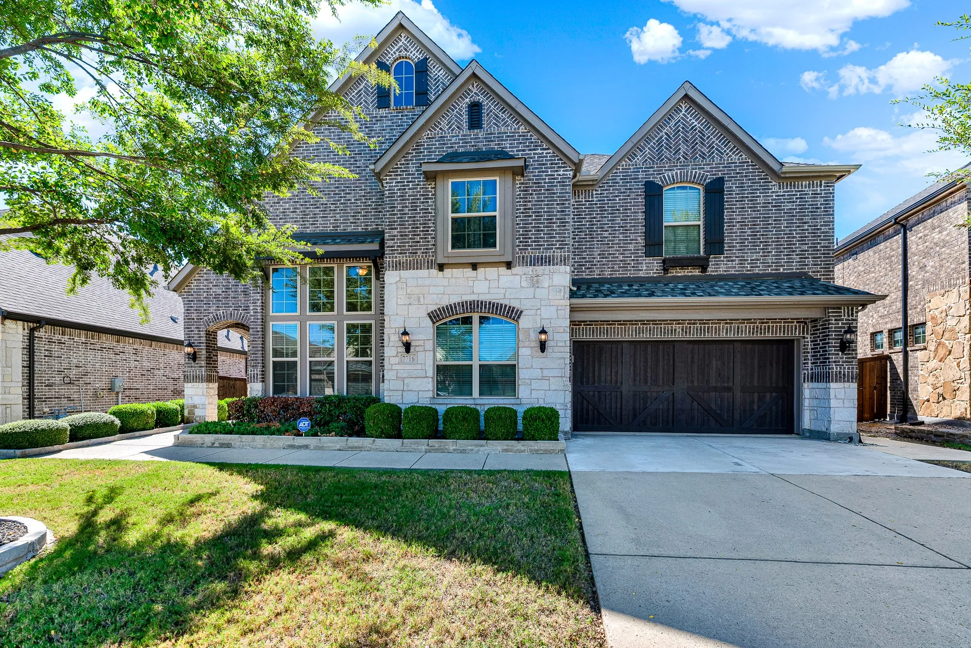 Single Family Residence For Sale