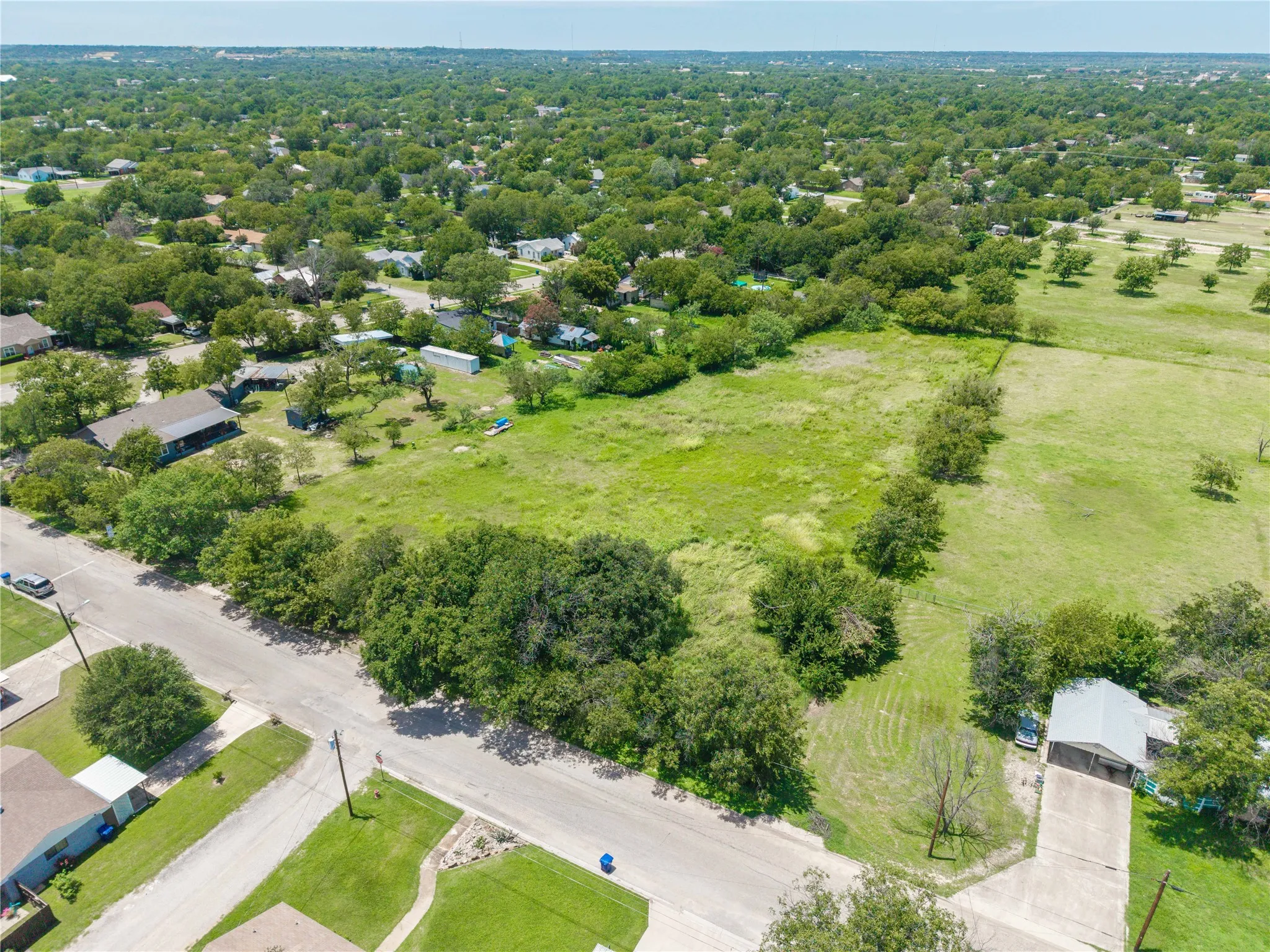 Unimproved Land For Sale in Brown County , TBD Idlewild Drive, Brownwood, Texas 76801, 0, 0, Garage spaces, 0 Sqft, built in 0, mls#21407683, Real Estate Agent in Brownwood, Homes For Sale in Brown county, Homes For Sale in Brownwood, Realtor in Brownwood Texas, Real Estate Brokerage Independent Realty Texas, Luminita Cordes Realtor