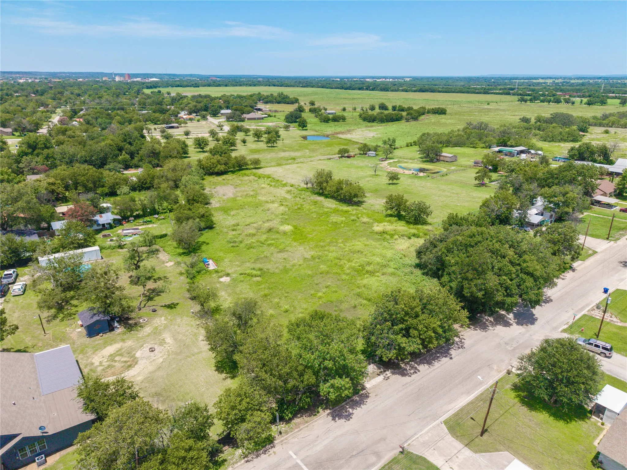 Unimproved Land For Sale in Brown County , TBD Idlewild Drive, Brownwood, Texas 76801, 0, 0, Garage spaces, 0 Sqft, built in 0, mls#21407683, Real Estate Agent in Brownwood, Homes For Sale in Brown county, Homes For Sale in Brownwood, Realtor in Brownwood Texas, Real Estate Brokerage Independent Realty Texas, Luminita Cordes Realtor