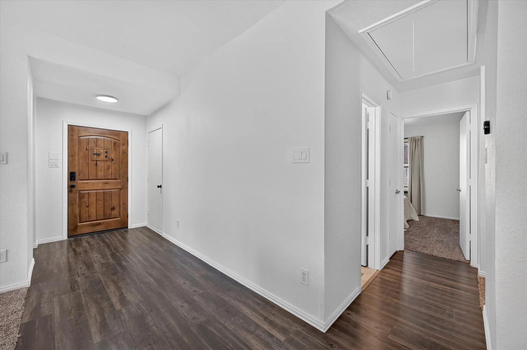 Single Family Residence For Sale in Denton County , 1005 Lake Trail Drive, Little Elm, Texas 75068, 3 Bedroom, 1 Bathroom, 2 Garage spaces, 1,687 Sqft, built in 2000, mls#21405370, Real Estate Agent in Little Elm, Homes For Sale in Denton county, Homes For Sale in Little Elm, Realtor in Little Elm Texas, Real Estate Brokerage Independent Realty Texas, Luminita Cordes Realtor