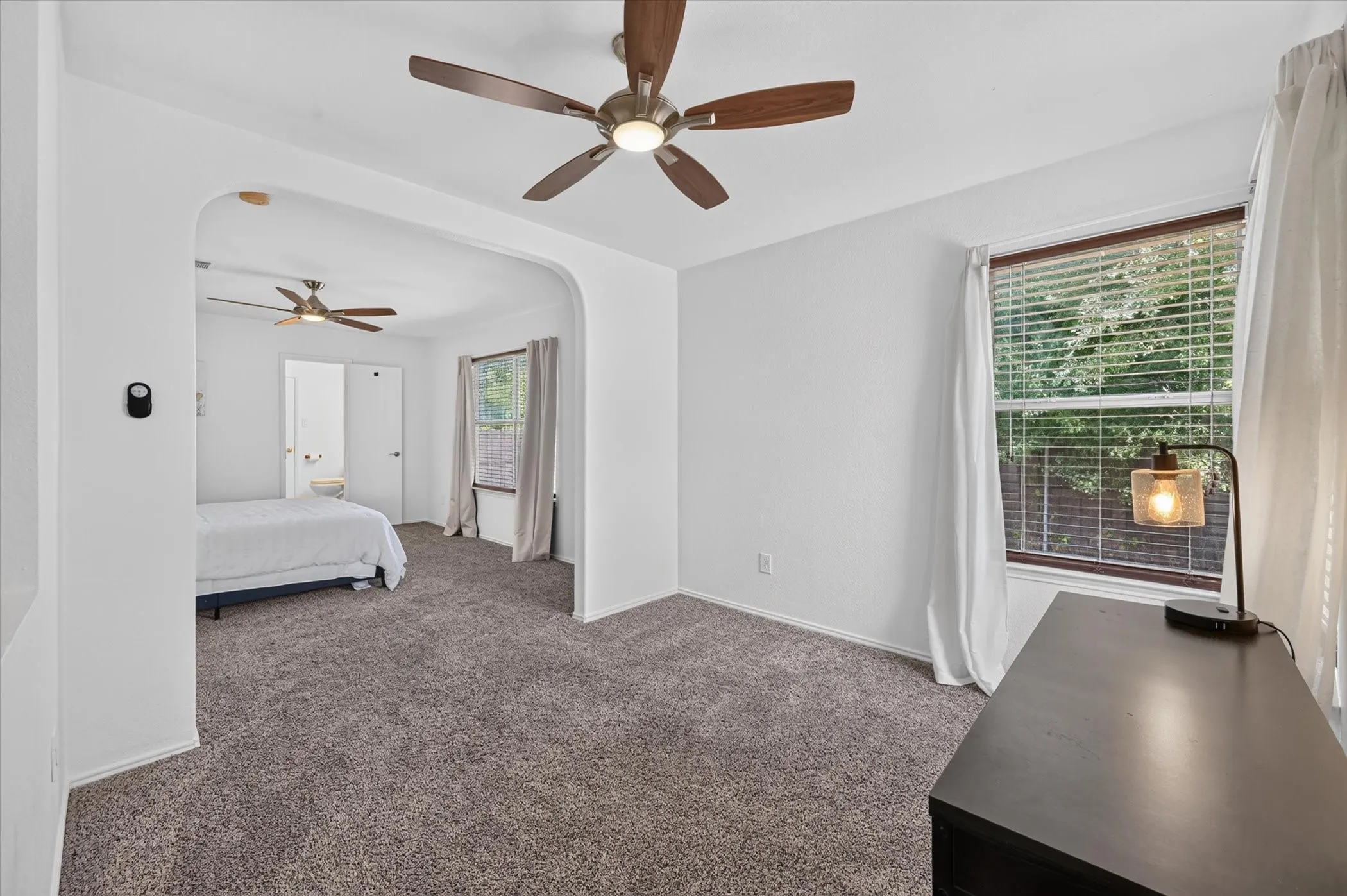 Single Family Residence For Sale in Denton County , 1005 Lake Trail Drive, Little Elm, Texas 75068, 3 Bedroom, 1 Bathroom, 2 Garage spaces, 1,687 Sqft, built in 2000, mls#21405370, Real Estate Agent in Little Elm, Homes For Sale in Denton county, Homes For Sale in Little Elm, Realtor in Little Elm Texas, Real Estate Brokerage Independent Realty Texas, Luminita Cordes Realtor