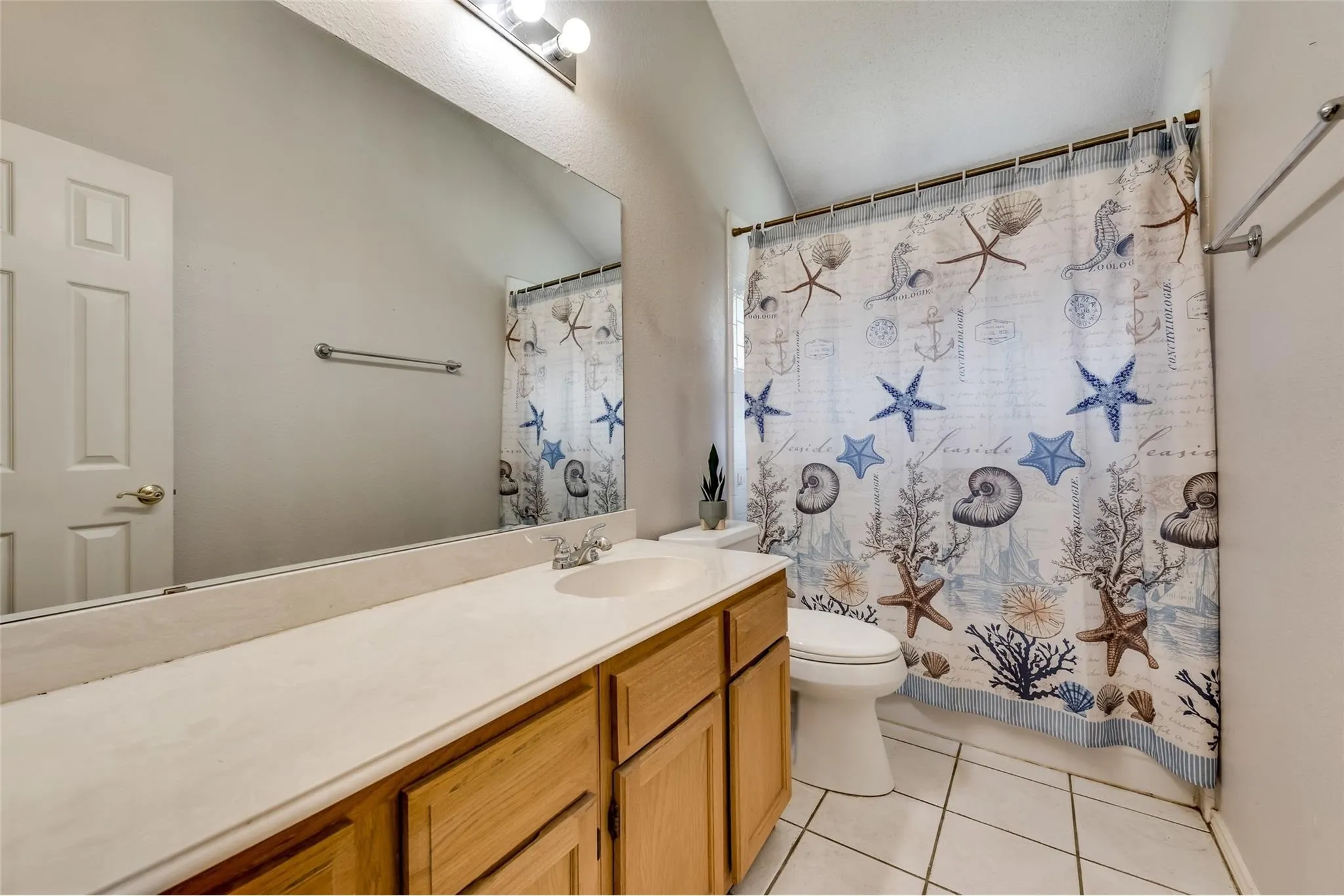 Single Family Residence For Rent in Dallas County , 2616 Widgeon Way, Mesquite, Texas 75181, 3 Bedroom, 2 Bathroom, 2 Garage spaces, 1,619 Sqft, built in 1988, mls#21407719, Real Estate Agent in Mesquite, Homes For Rent in Dallas county, Homes For Rent in Mesquite, Realtor in Mesquite Texas, Real Estate Brokerage Independent Realty Texas, Luminita Cordes Realtor