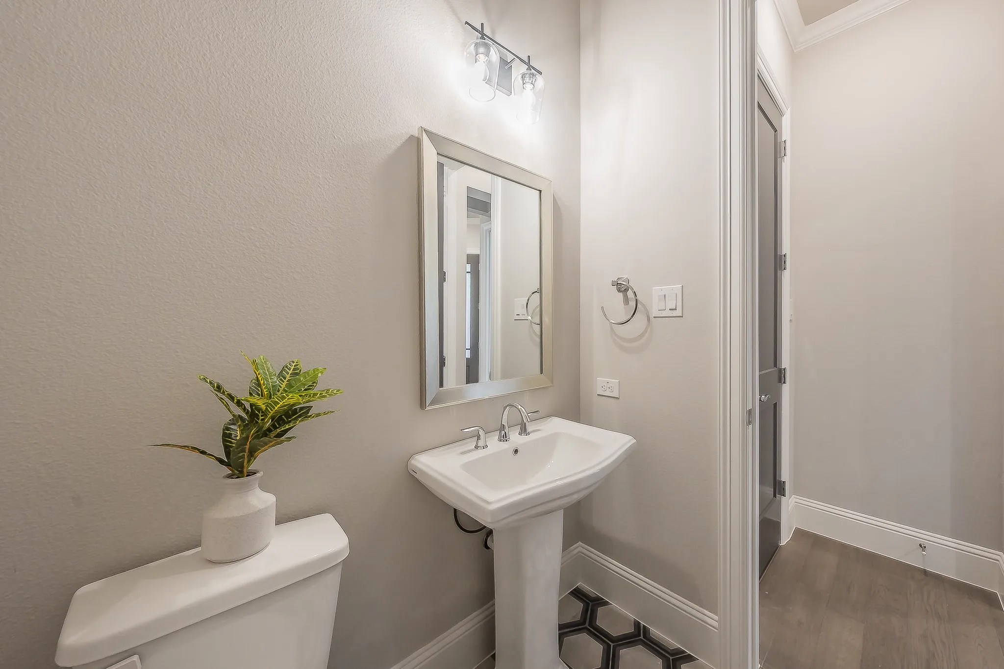 Condominium For Sale in Tarrant County , 305 Sunset Lane 103, Fort Worth, Texas 76114, 3 Bedroom, 3 Bathroom, 2 Garage spaces, 2,306 Sqft, built in 2024, mls#21405903, Real Estate Agent in Fort Worth, Homes For Sale in Tarrant county, Homes For Sale in Fort Worth, Realtor in Fort Worth Texas, Real Estate Brokerage Independent Realty Texas, Luminita Cordes Realtor