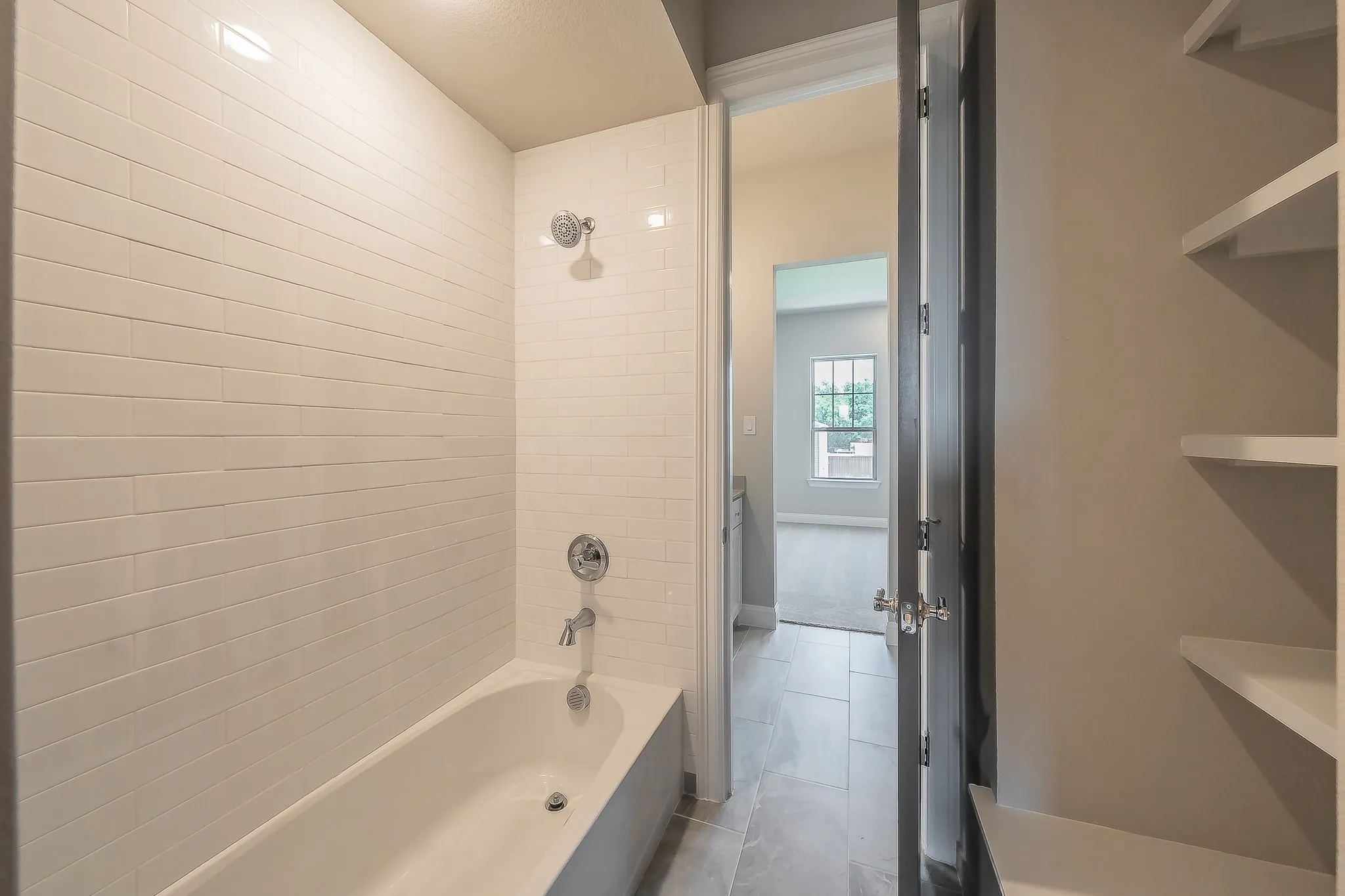 Condominium For Sale in Tarrant County , 305 Sunset Lane 103, Fort Worth, Texas 76114, 3 Bedroom, 3 Bathroom, 2 Garage spaces, 2,306 Sqft, built in 2024, mls#21405903, Real Estate Agent in Fort Worth, Homes For Sale in Tarrant county, Homes For Sale in Fort Worth, Realtor in Fort Worth Texas, Real Estate Brokerage Independent Realty Texas, Luminita Cordes Realtor